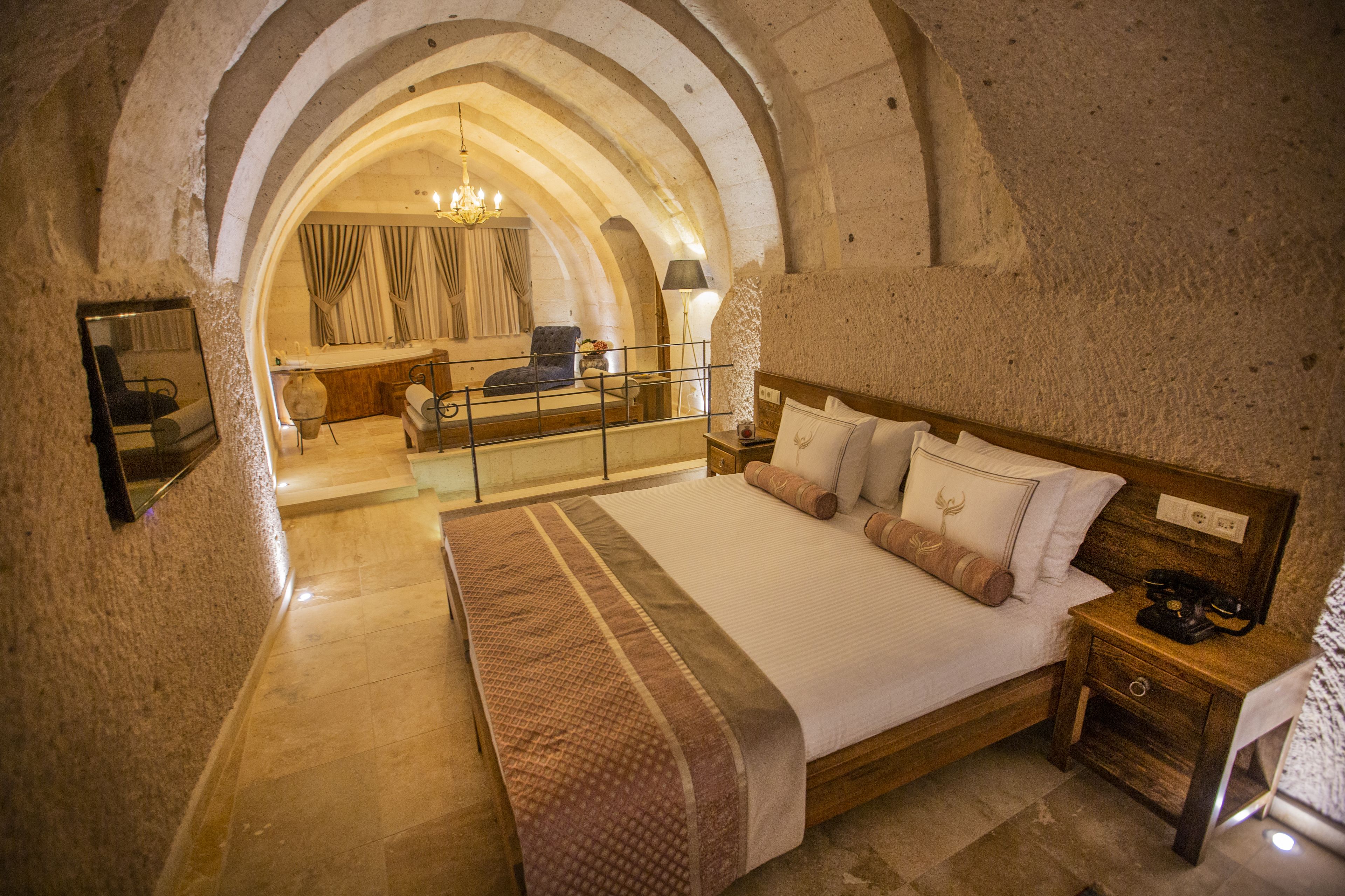Nino Cave Suites