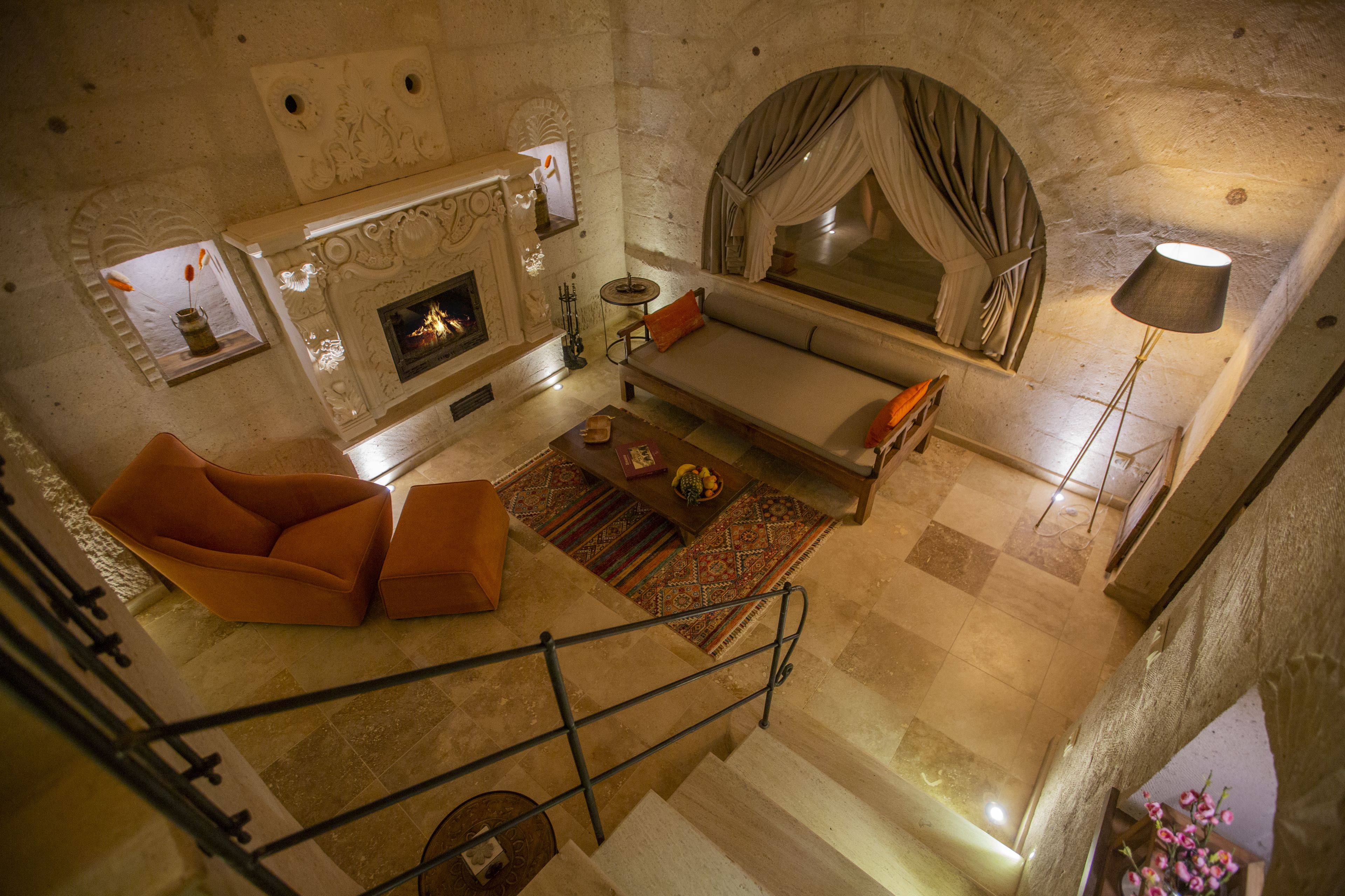 Nino Cave Suites