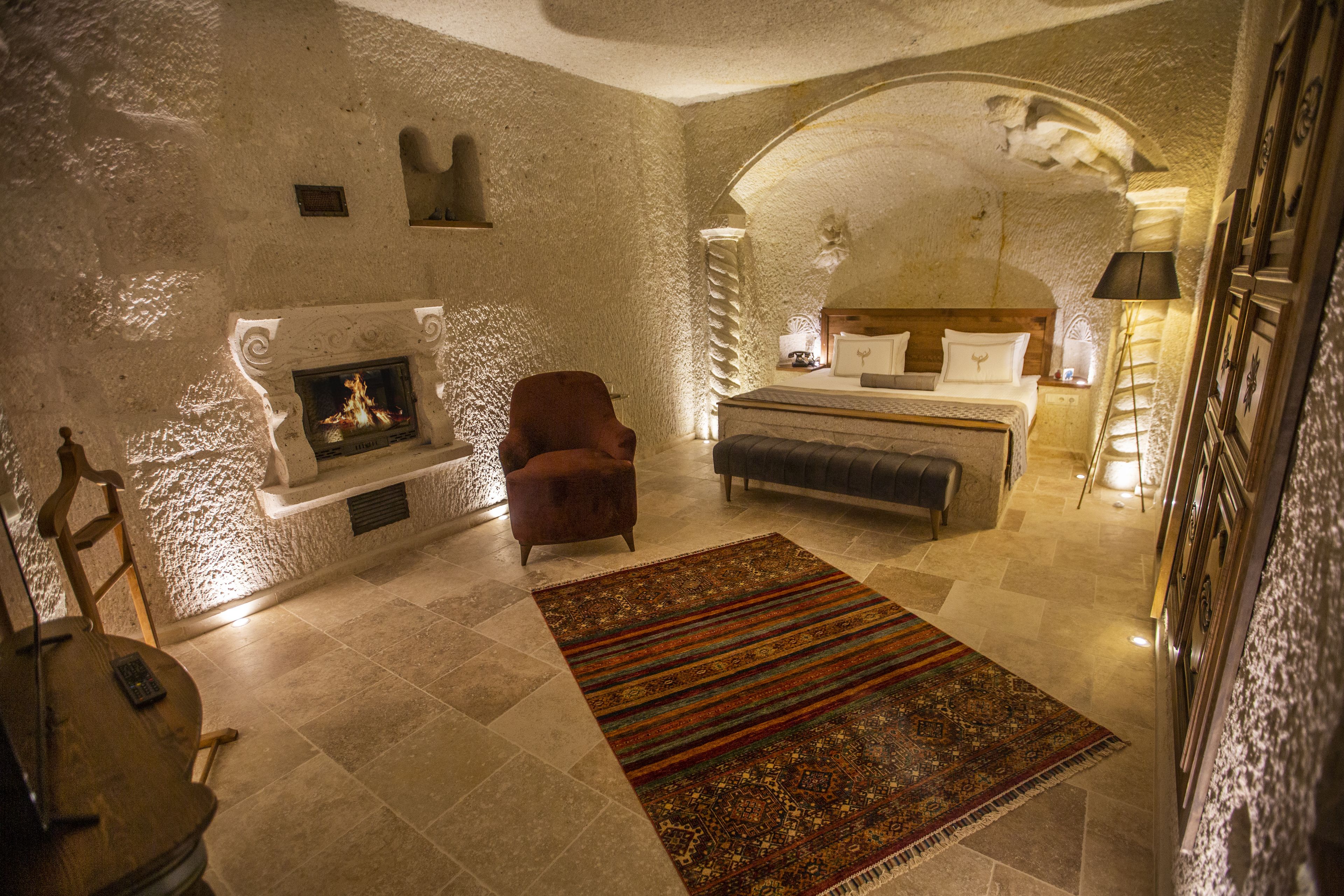 Nino Cave Suites