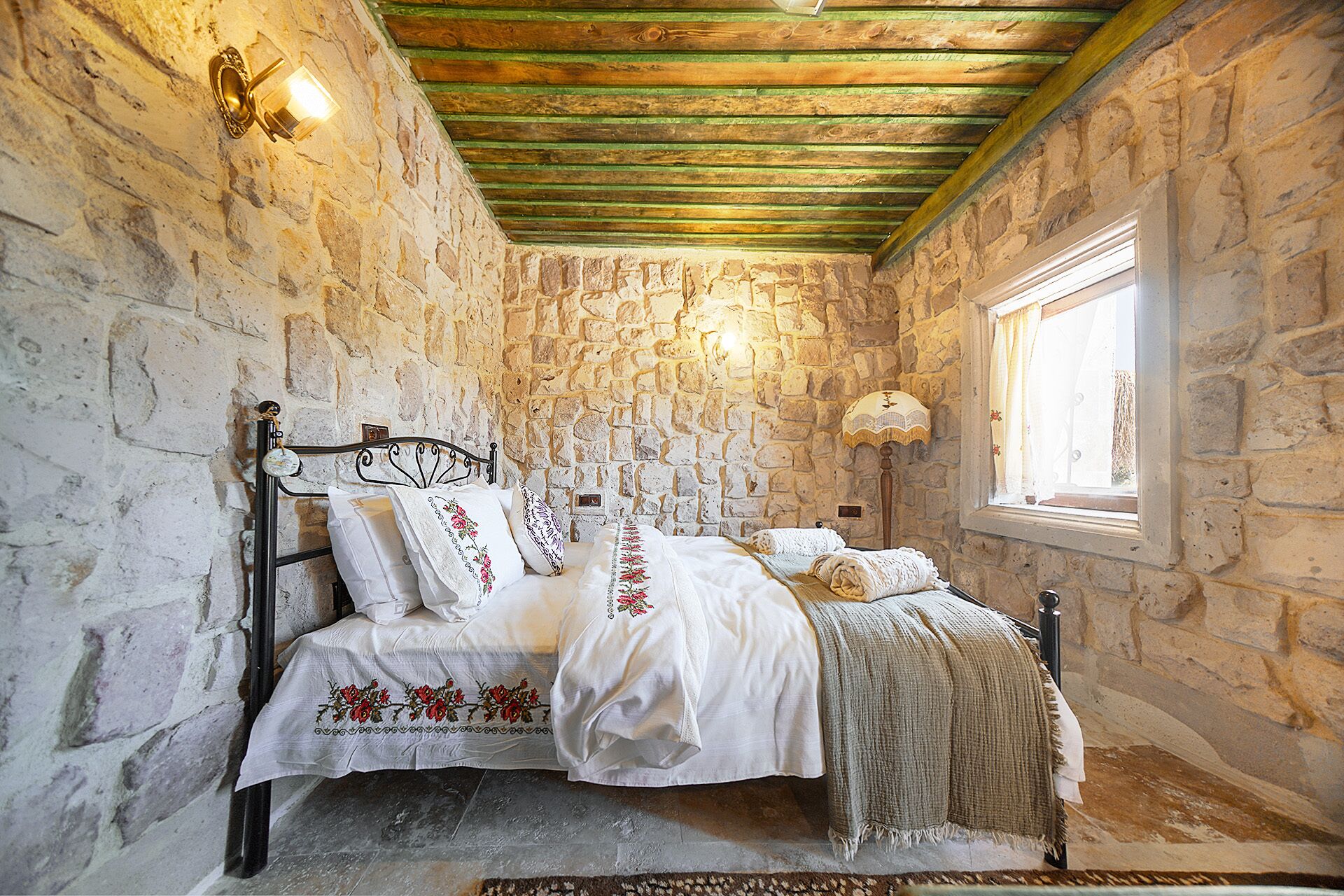 Aysel Inn House