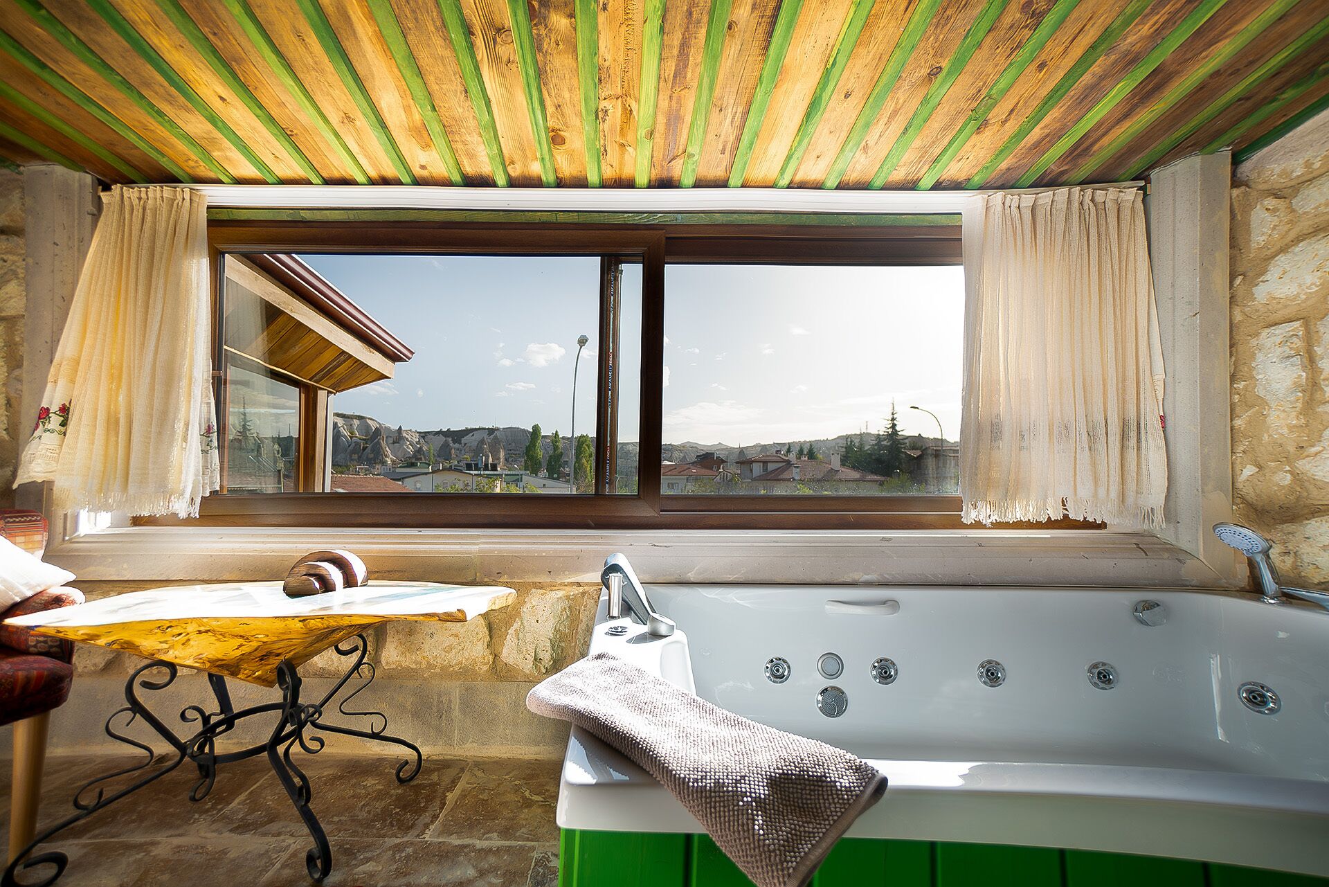 Aysel Inn House