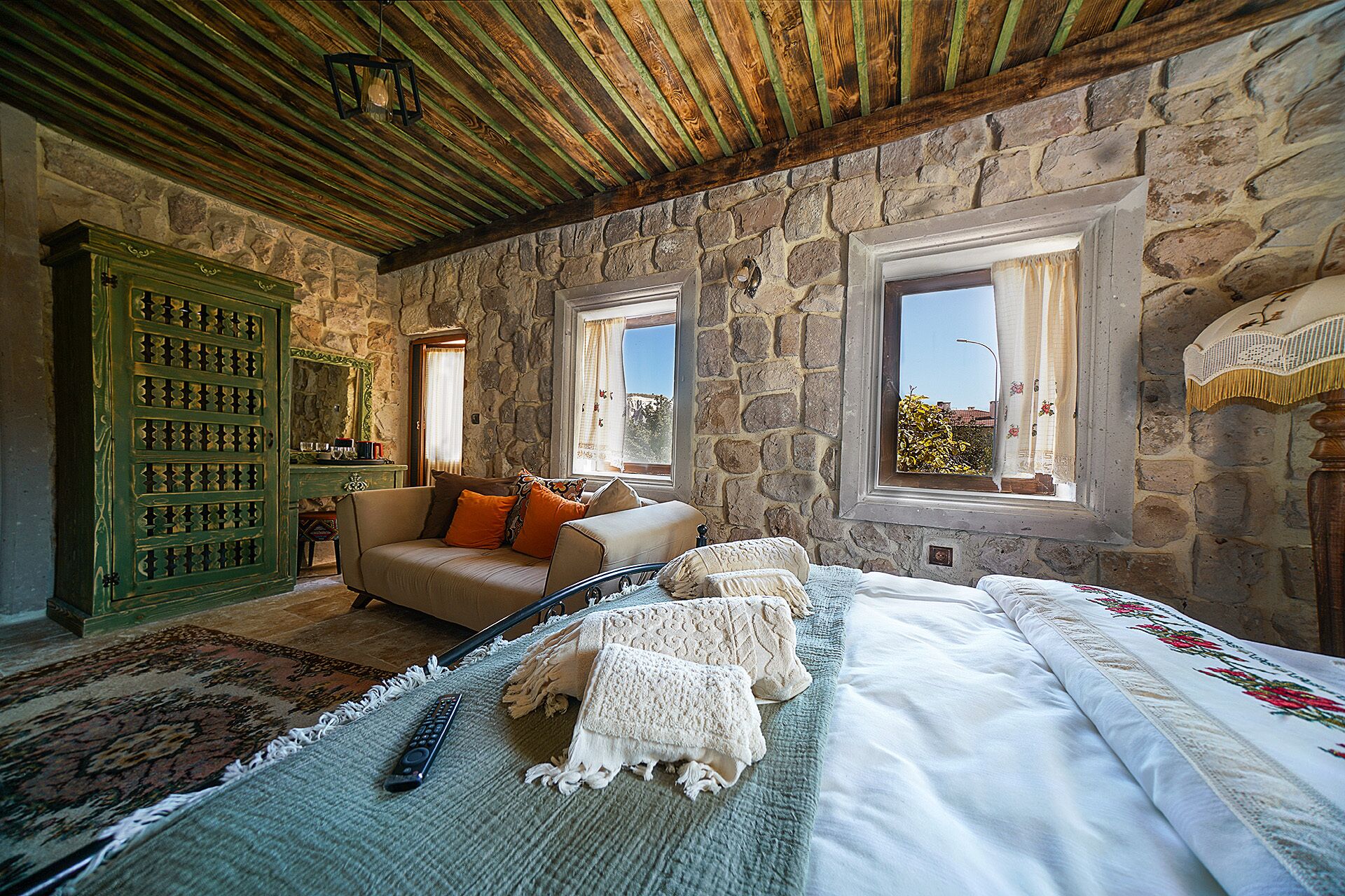 Aysel Inn House