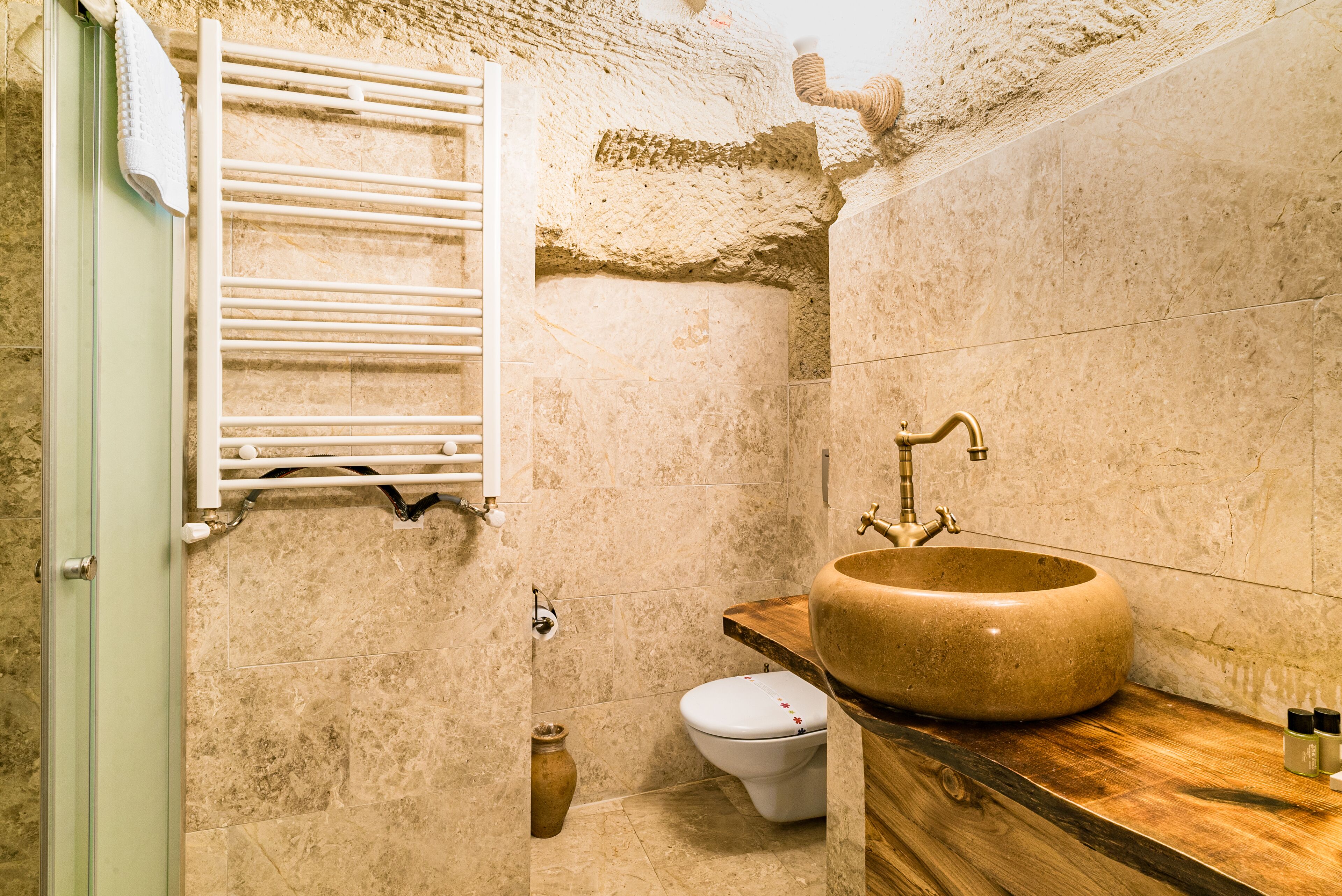Cappadocia Ennar Cave