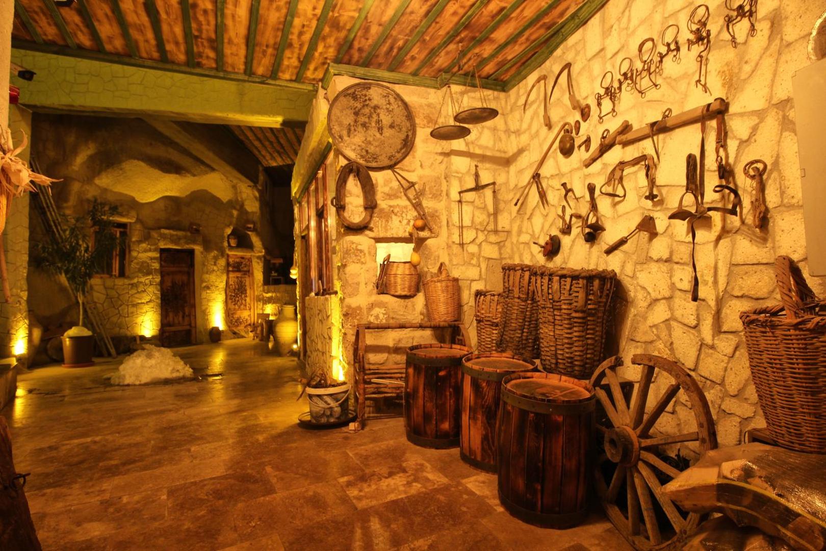 Cappadocia Ennar Cave