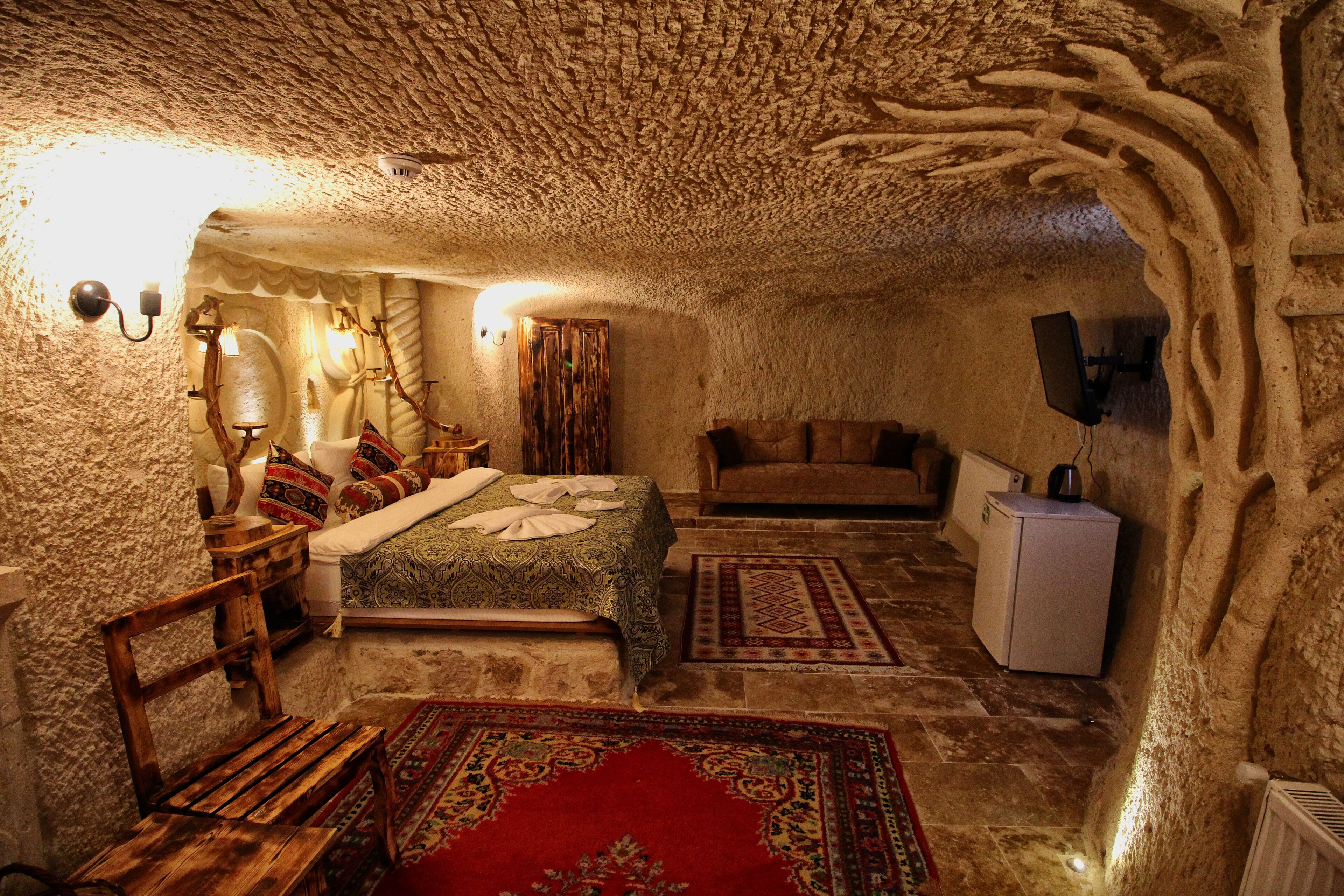 Cappadocia Ennar Cave