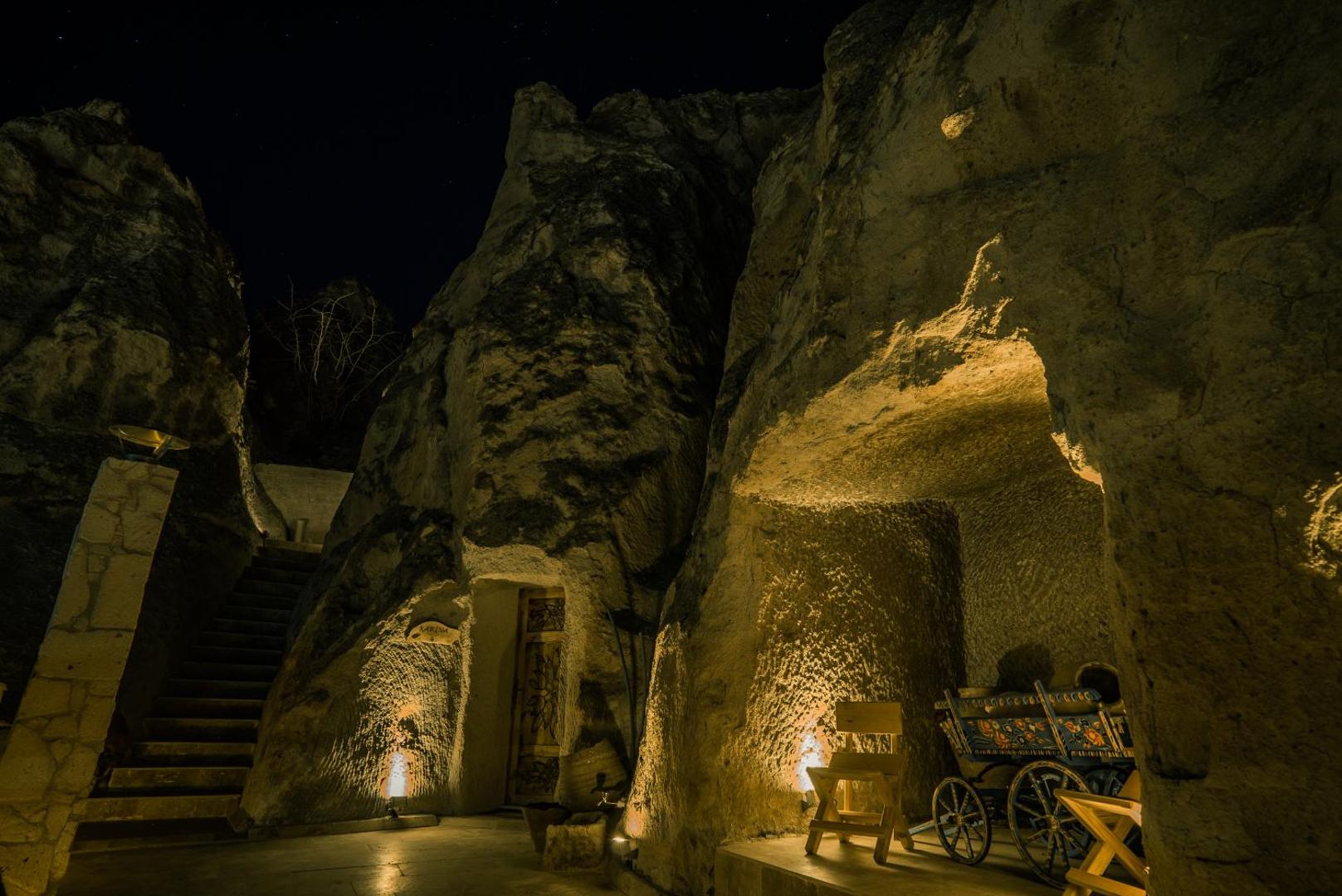 Cappadocia Ennar Cave