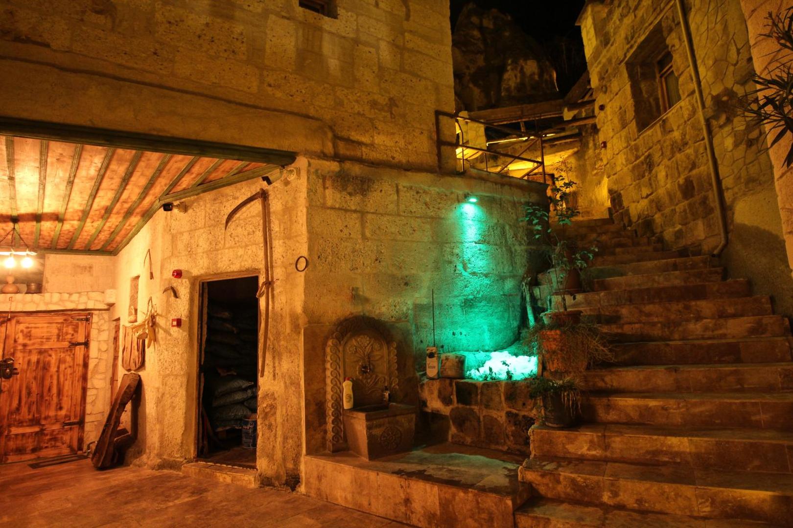 Cappadocia Ennar Cave