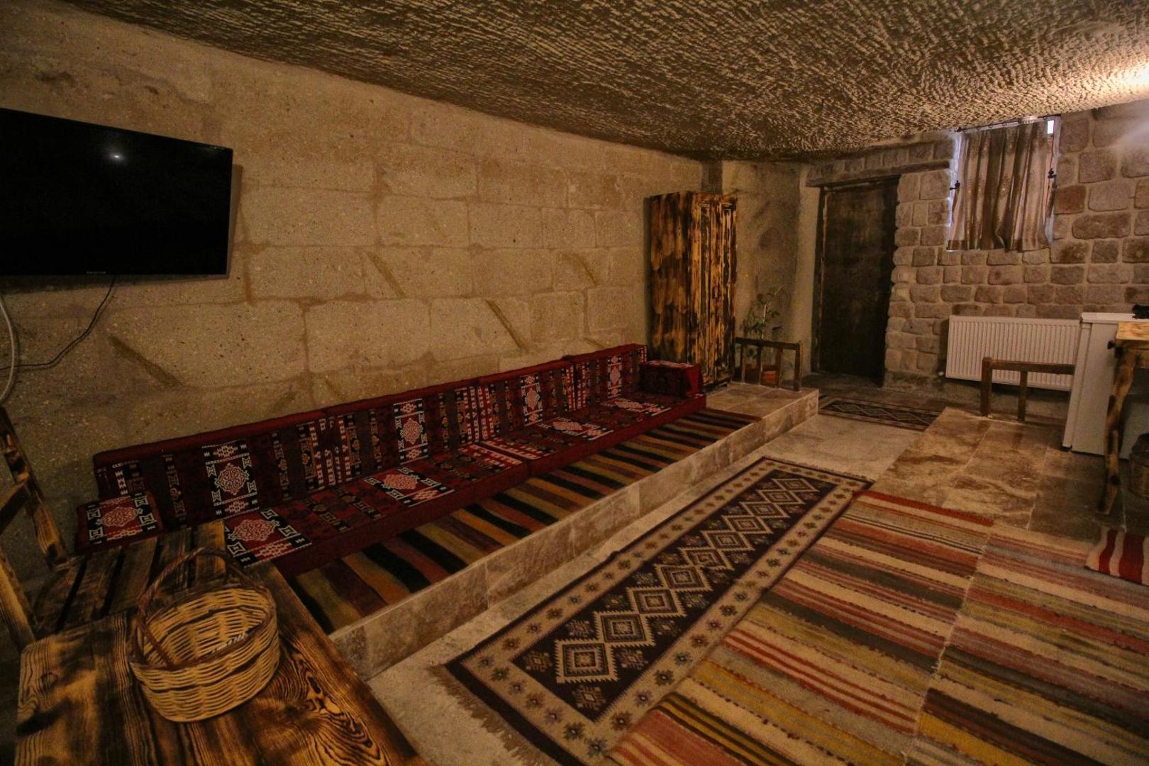 Cappadocia Ennar Cave