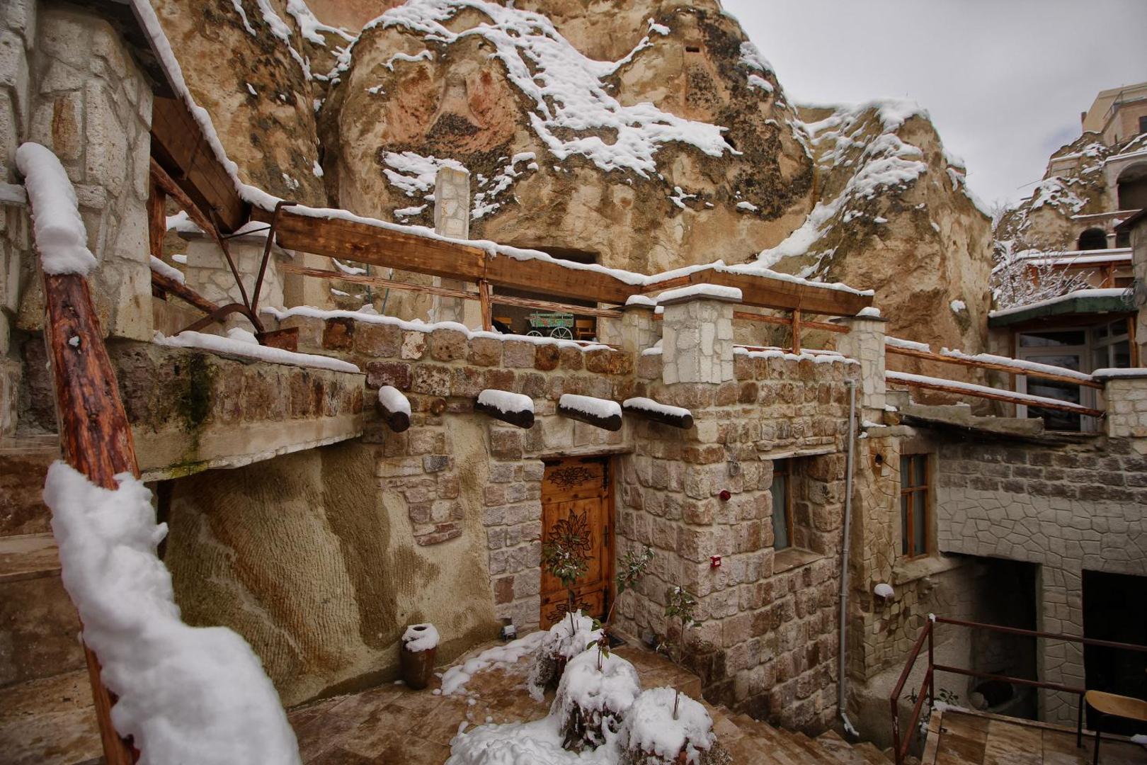 Cappadocia Ennar Cave