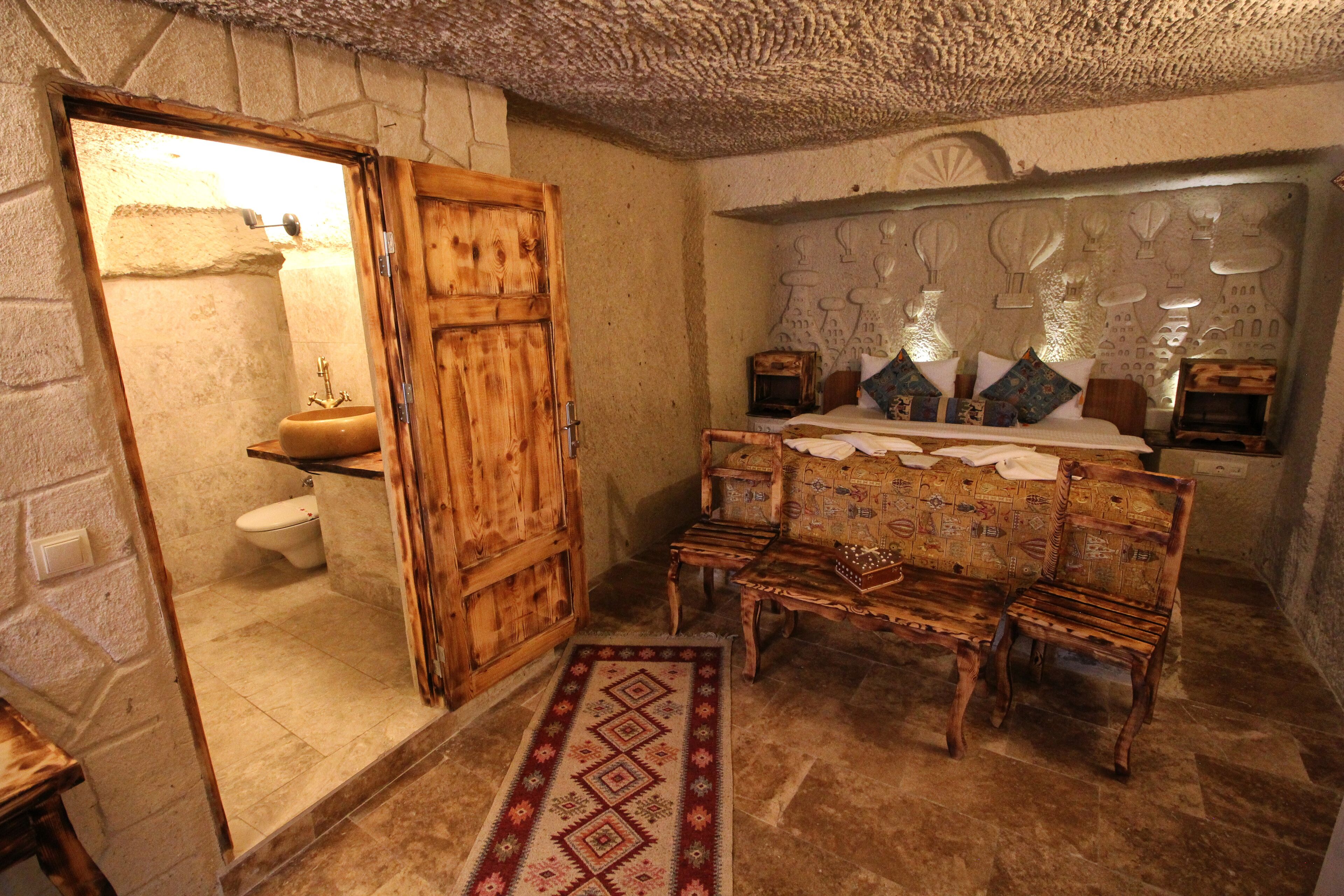 Cappadocia Ennar Cave