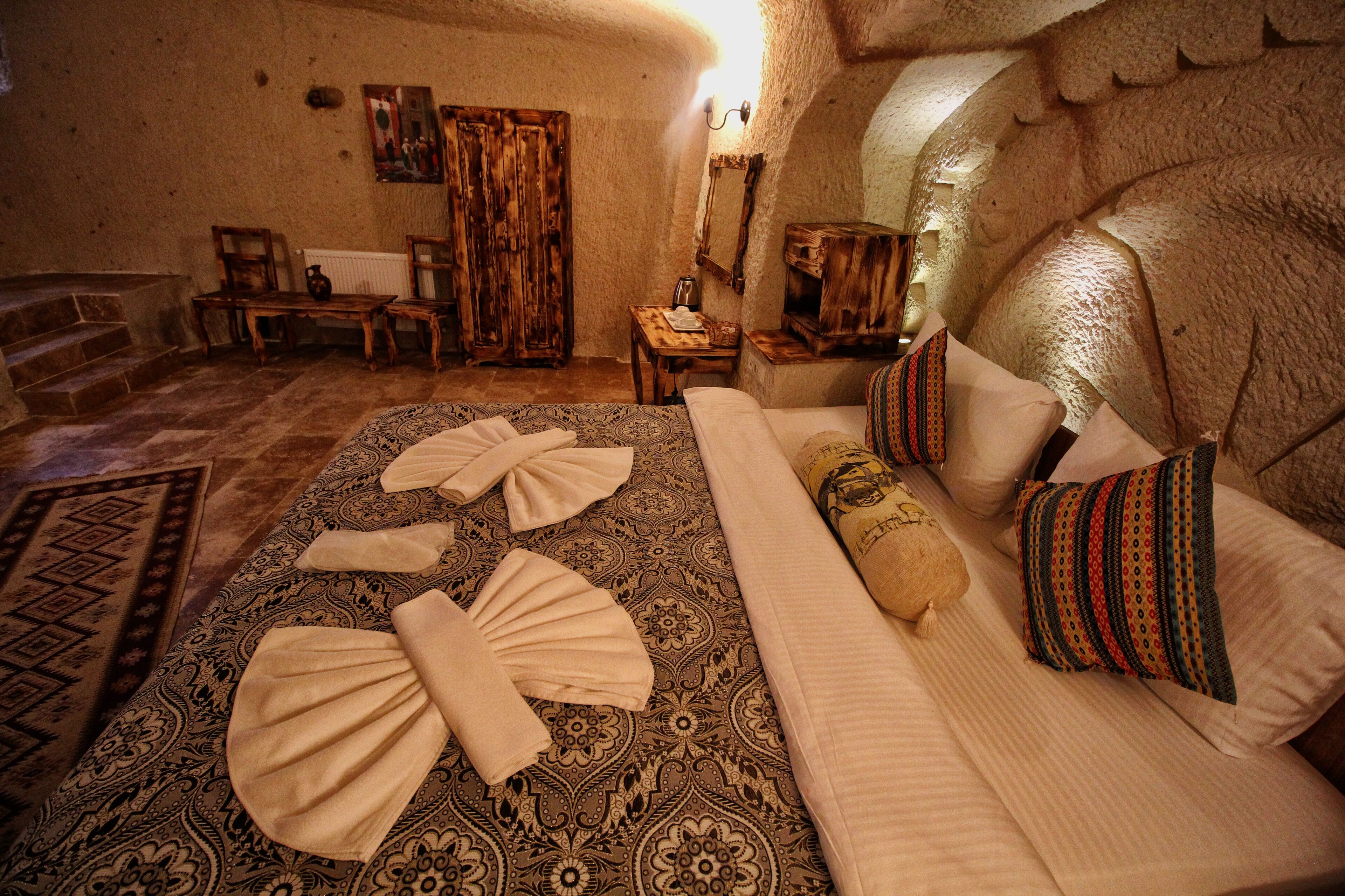 Cappadocia Ennar Cave