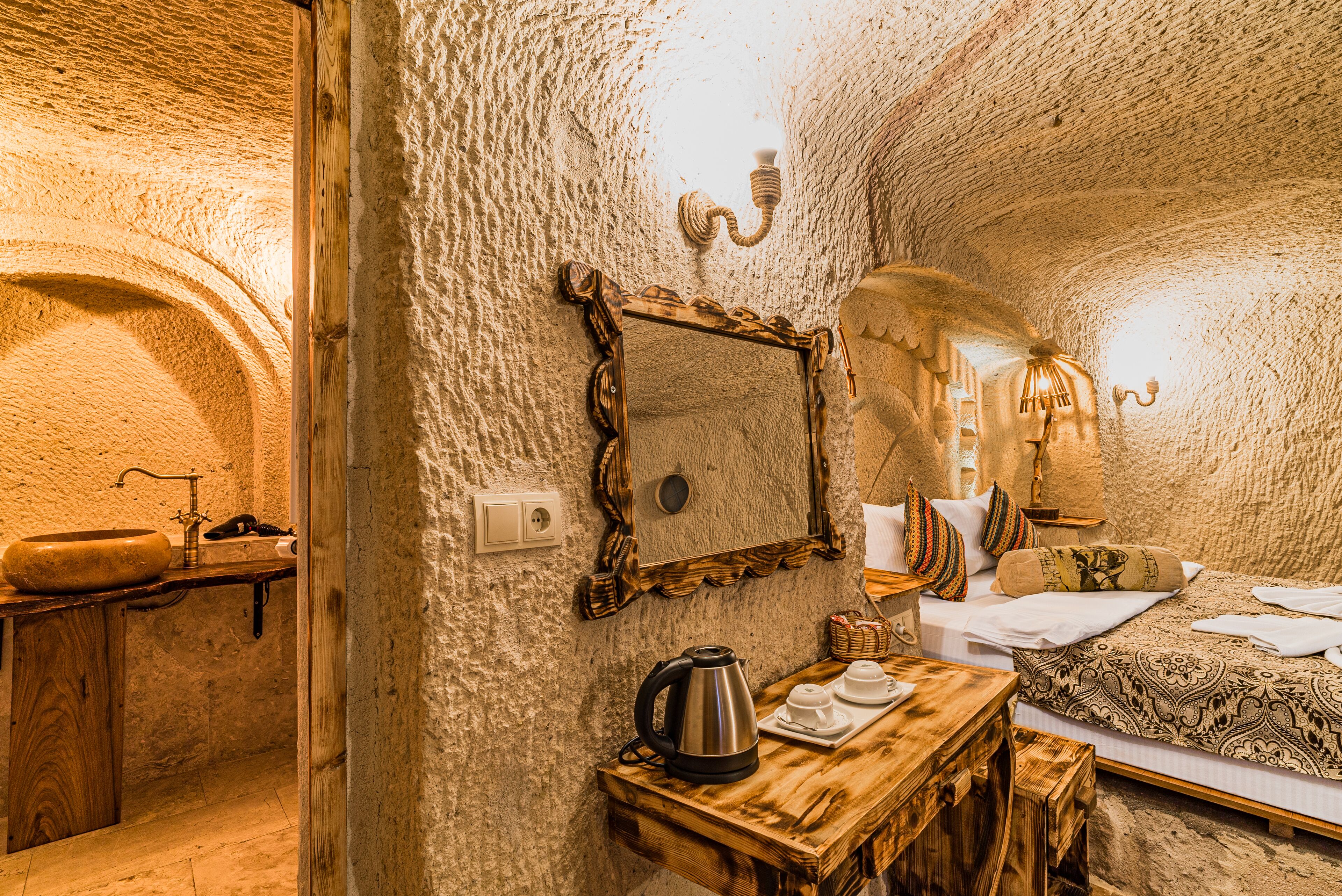 Cappadocia Ennar Cave