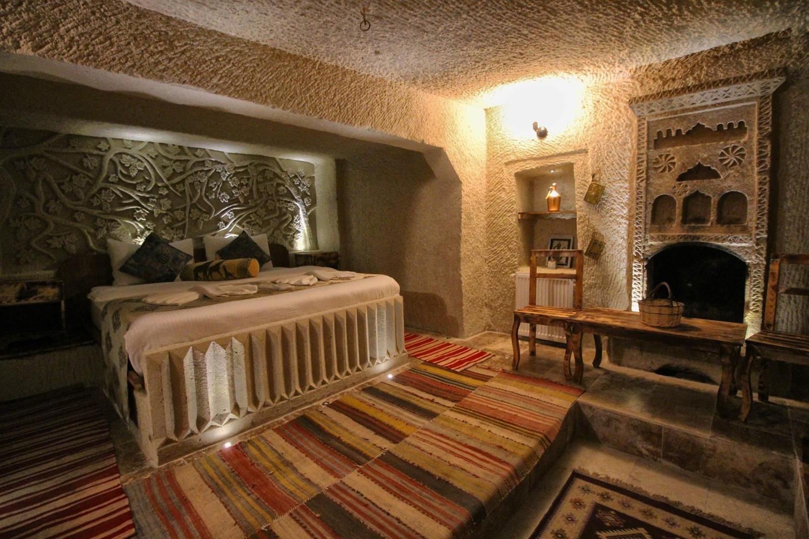 Cappadocia Ennar Cave