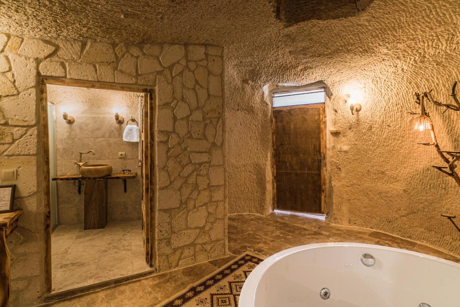 Cappadocia Ennar Cave