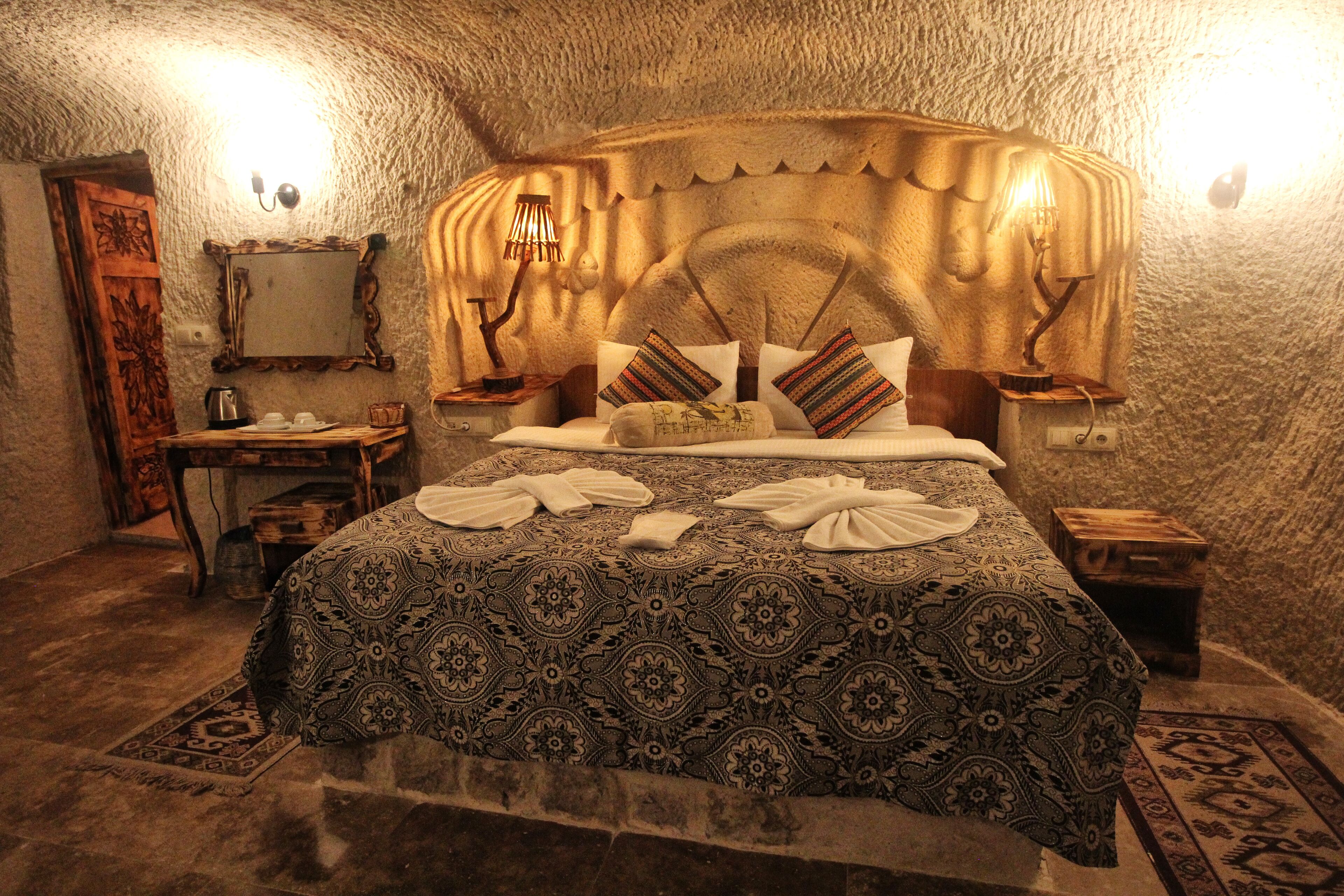 Cappadocia Ennar Cave