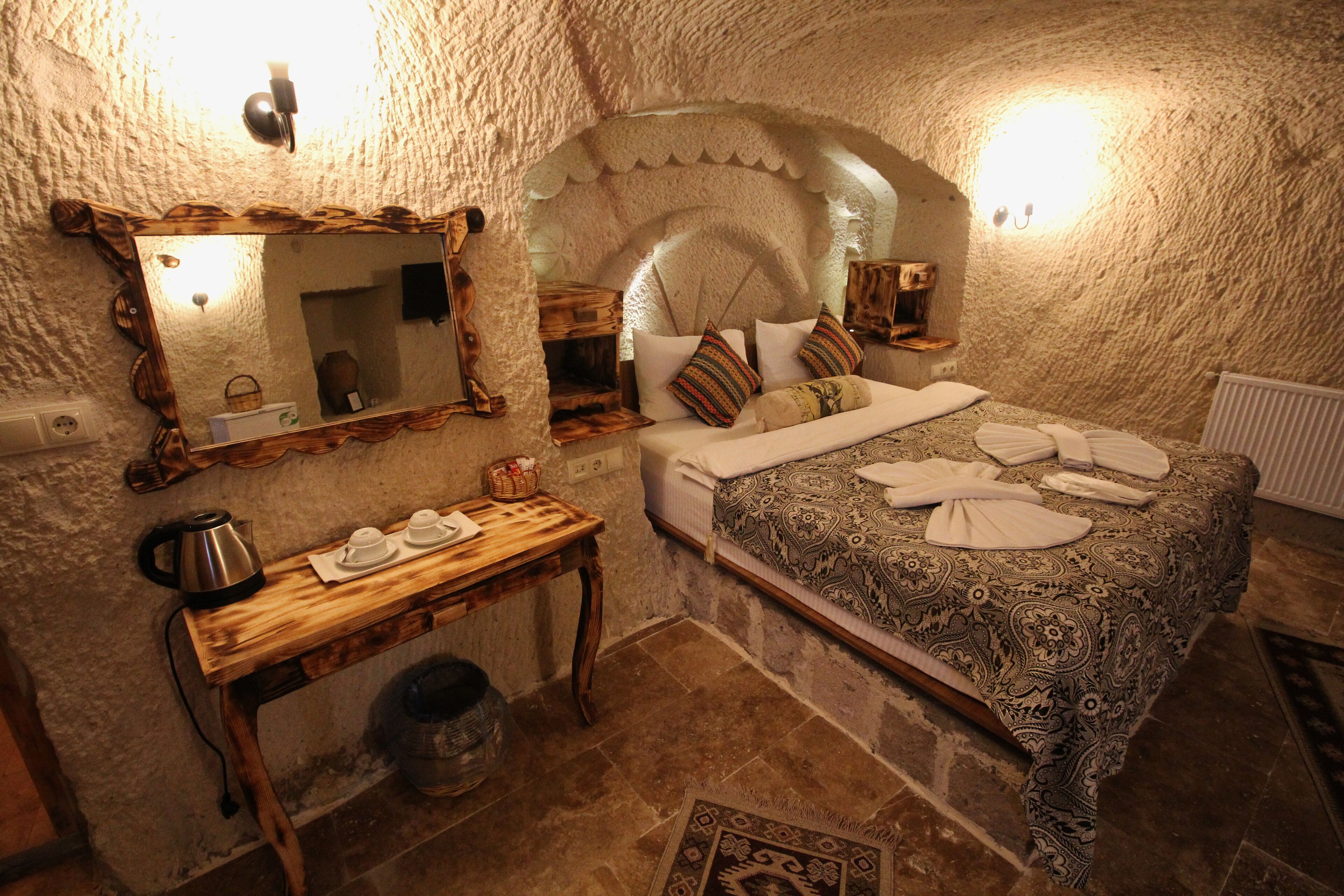 Cappadocia Ennar Cave