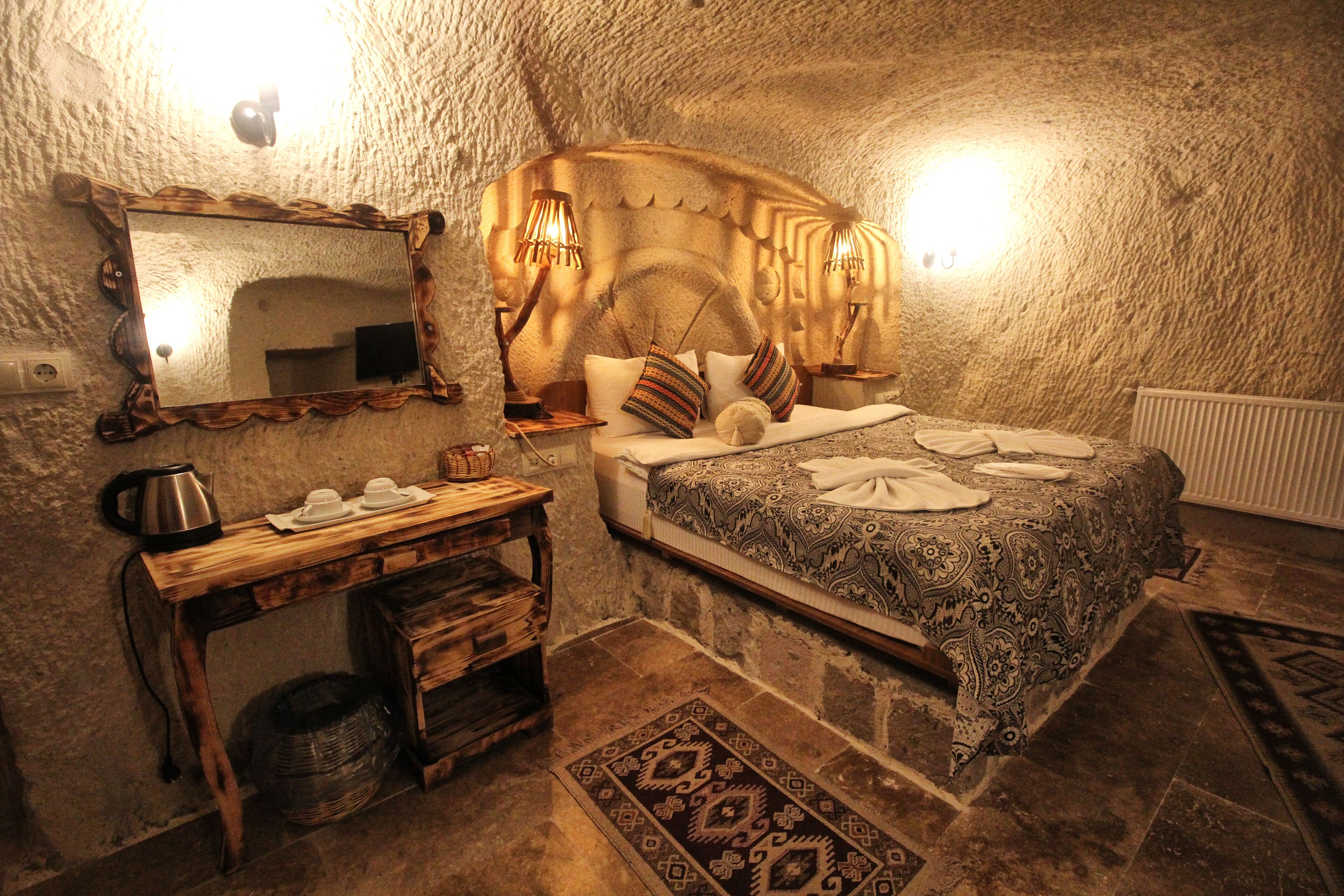 Cappadocia Ennar Cave