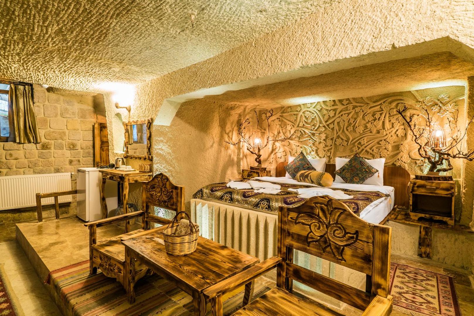 Cappadocia Ennar Cave