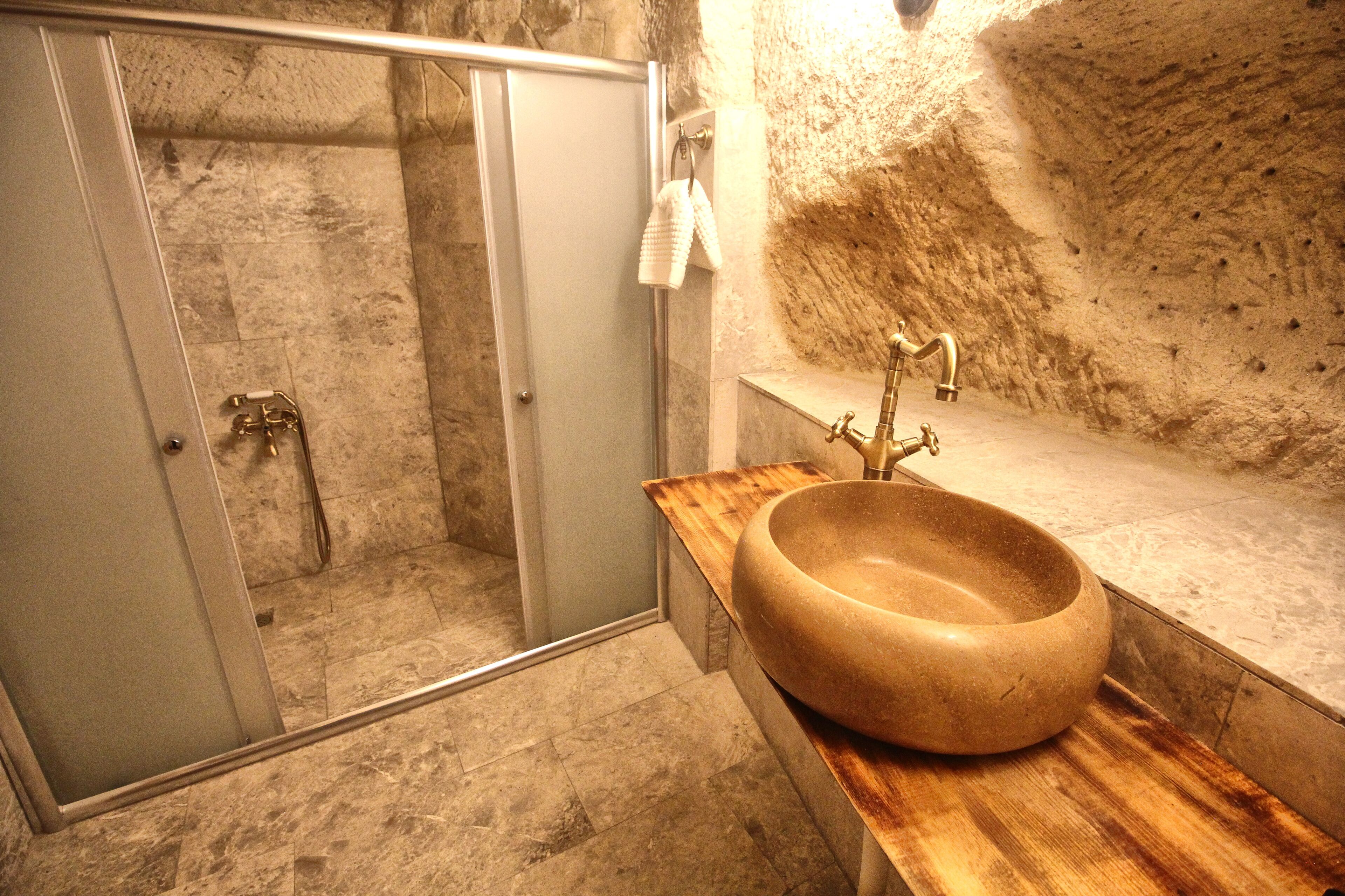 Cappadocia Ennar Cave