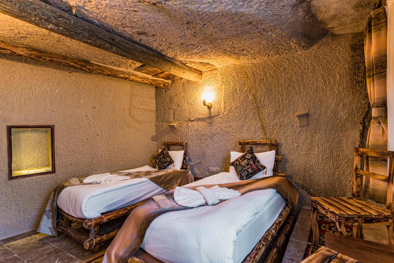 Cappadocia Ennar Cave