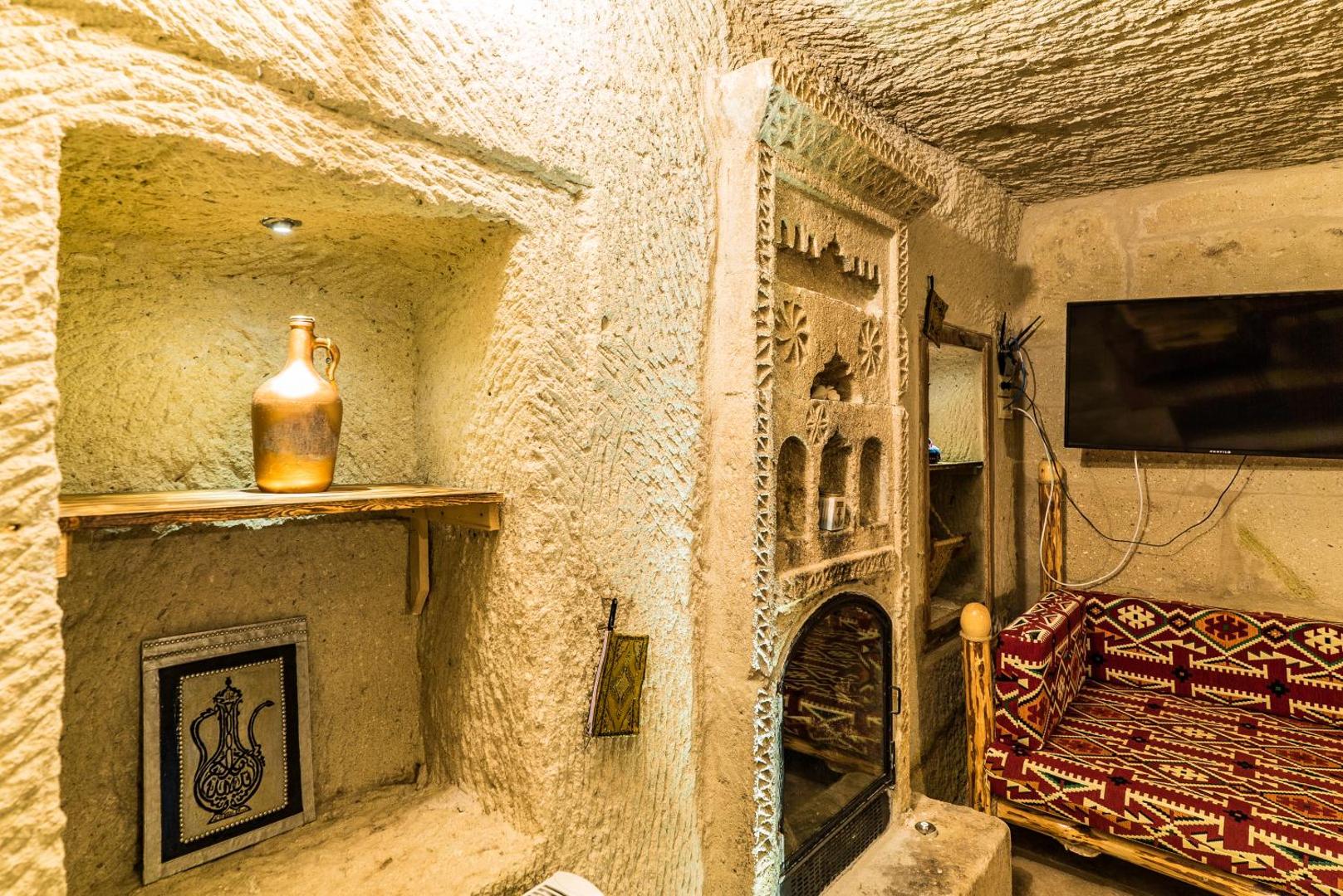 Cappadocia Ennar Cave