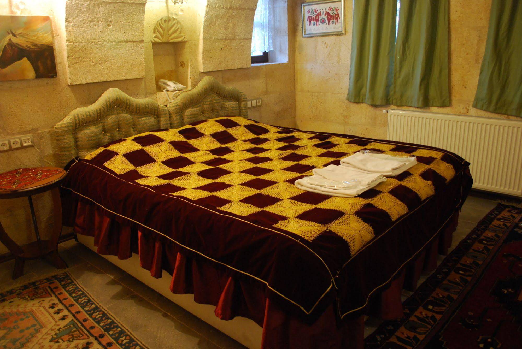 Cave Art Hotel