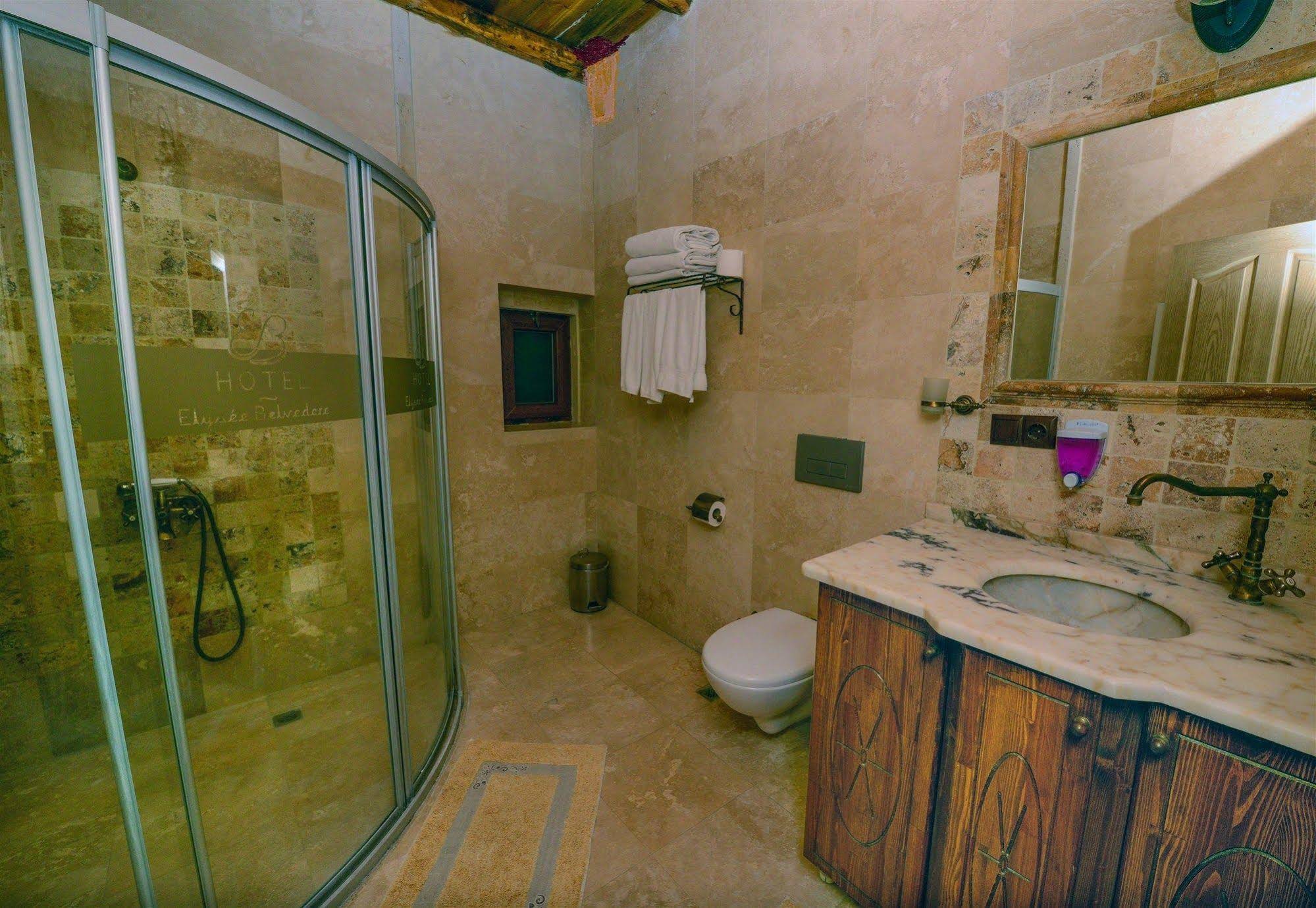Elysée Cave House