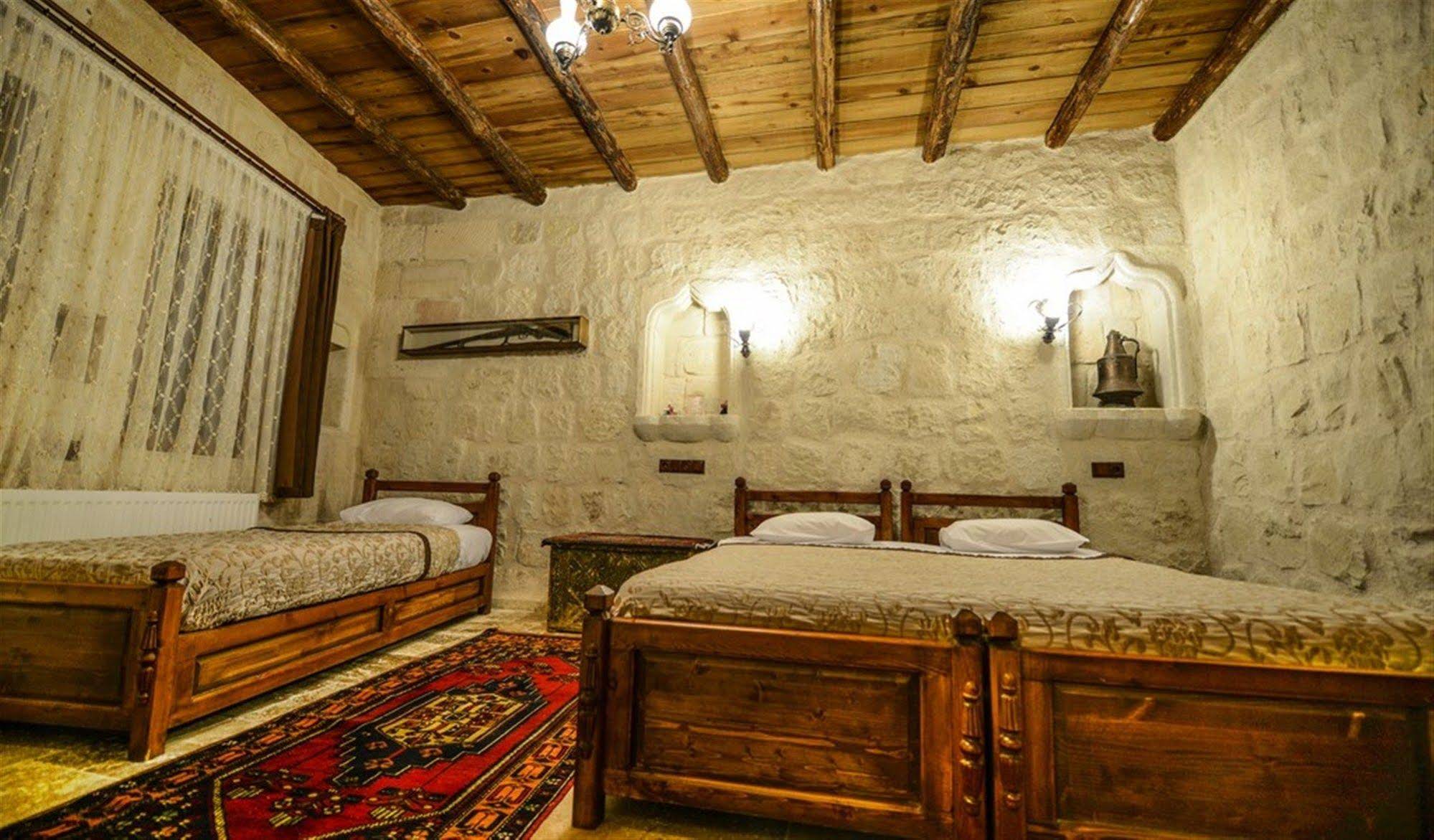 Elysée Cave House