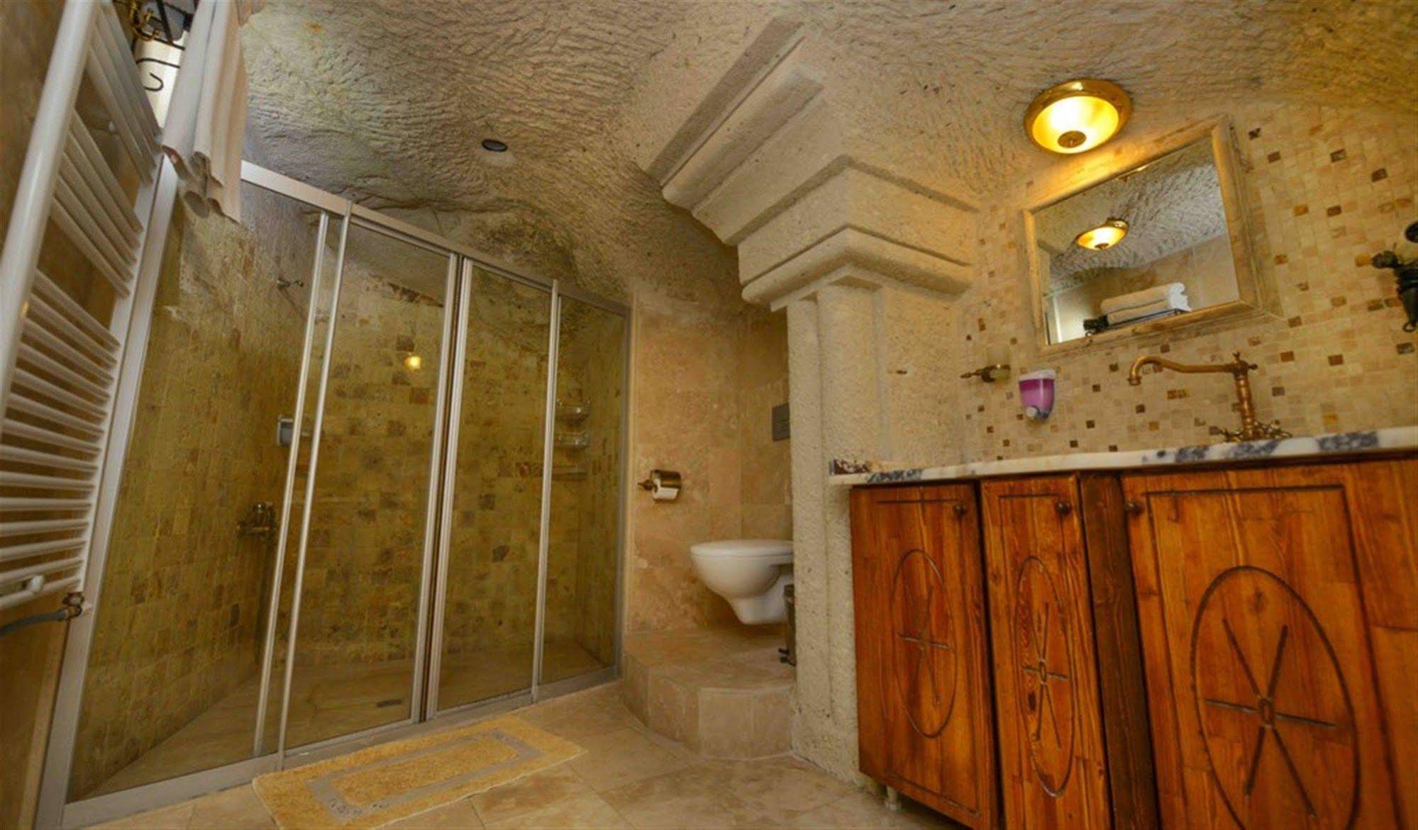 Elysée Cave House