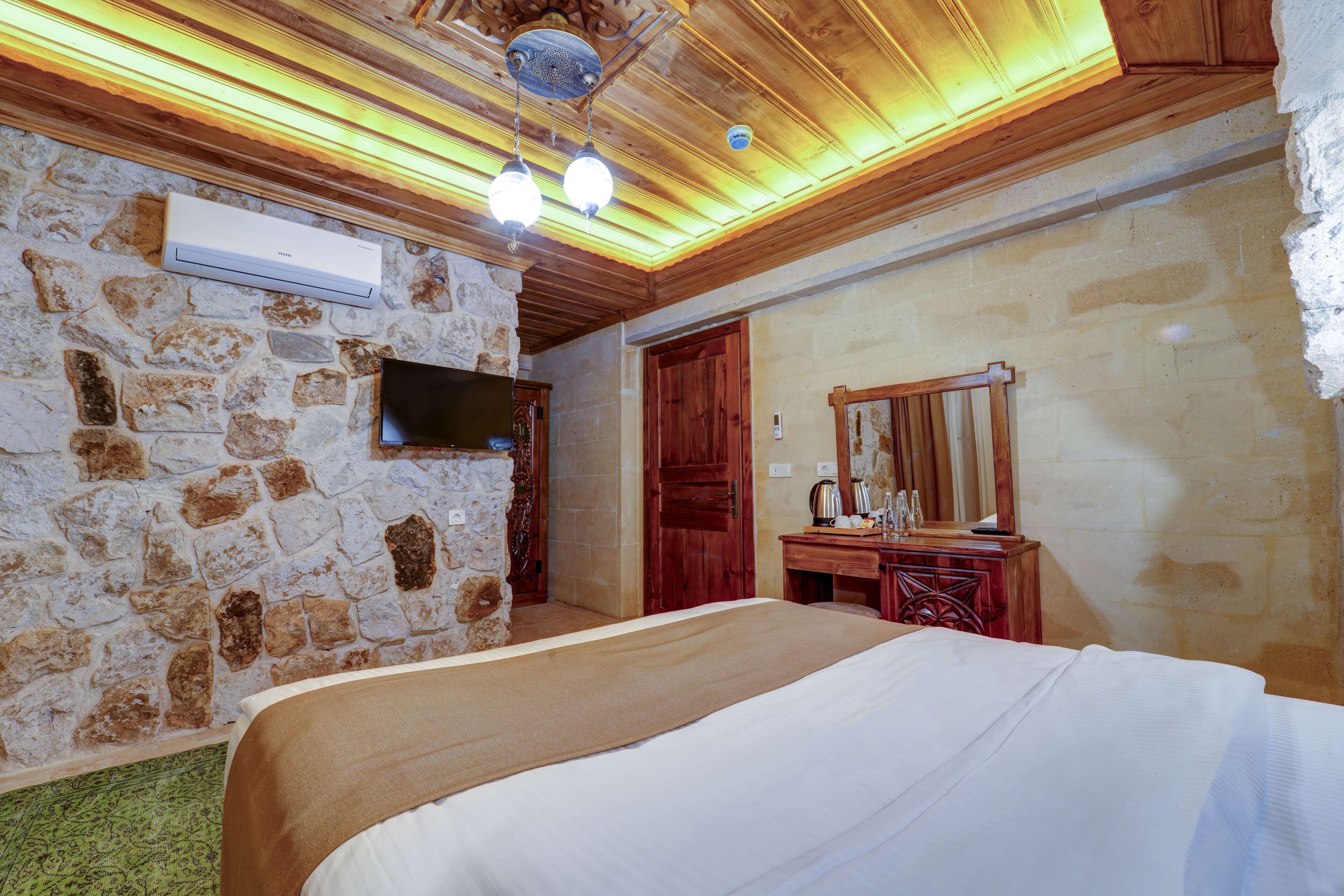 Enjoy Stone Hotel