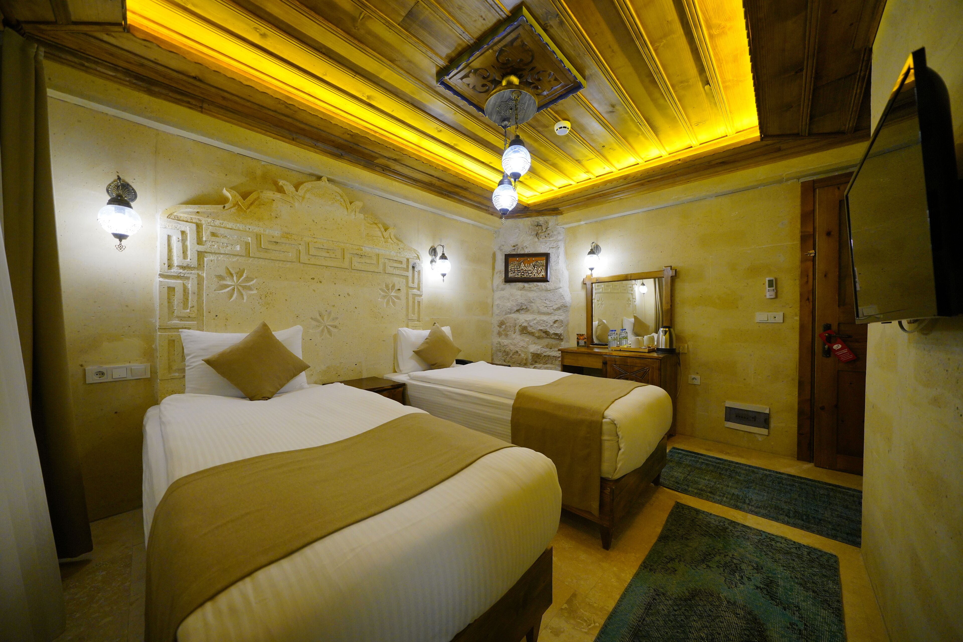 Enjoy Stone Hotel