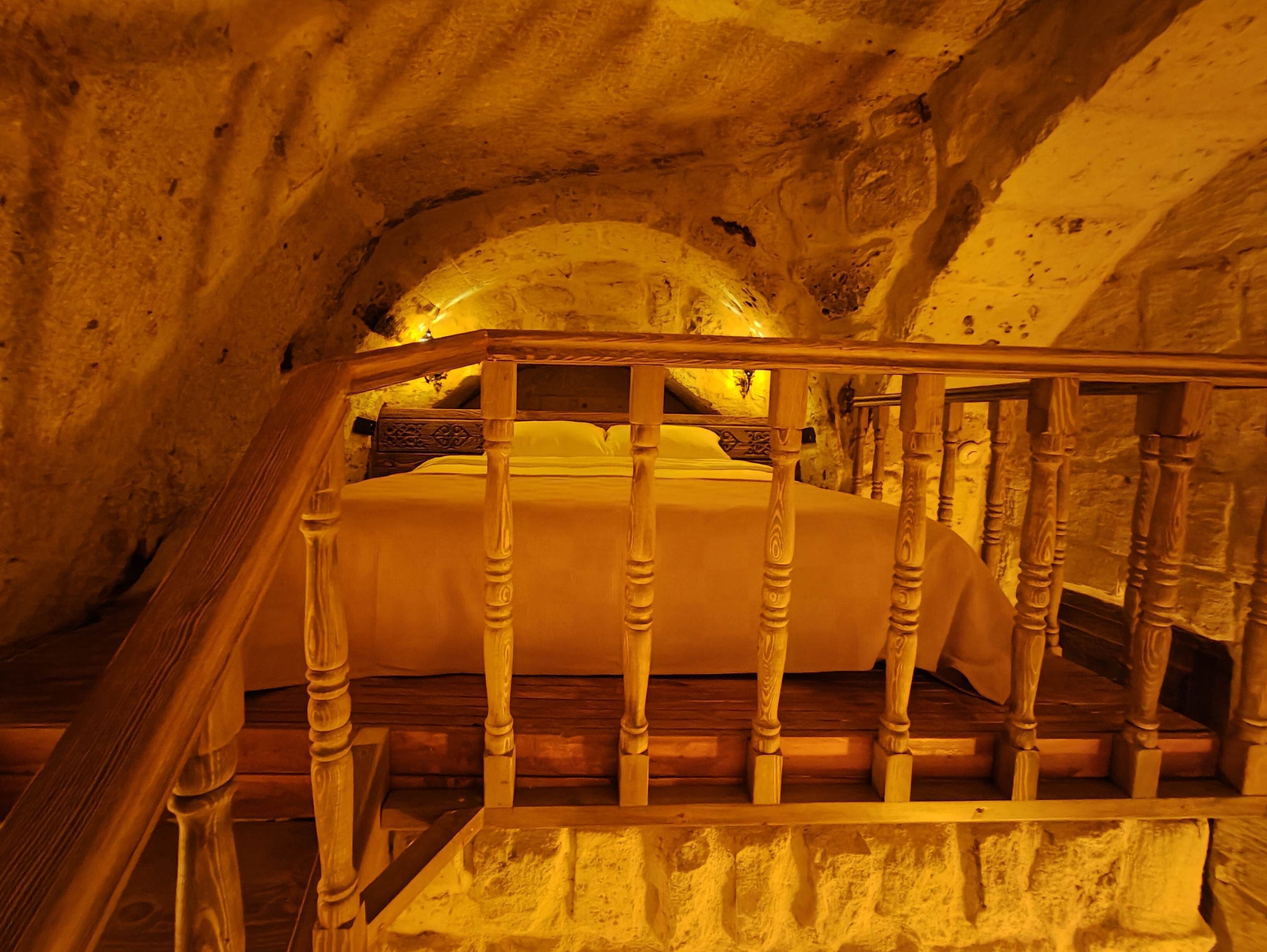 Euphoria Cave House