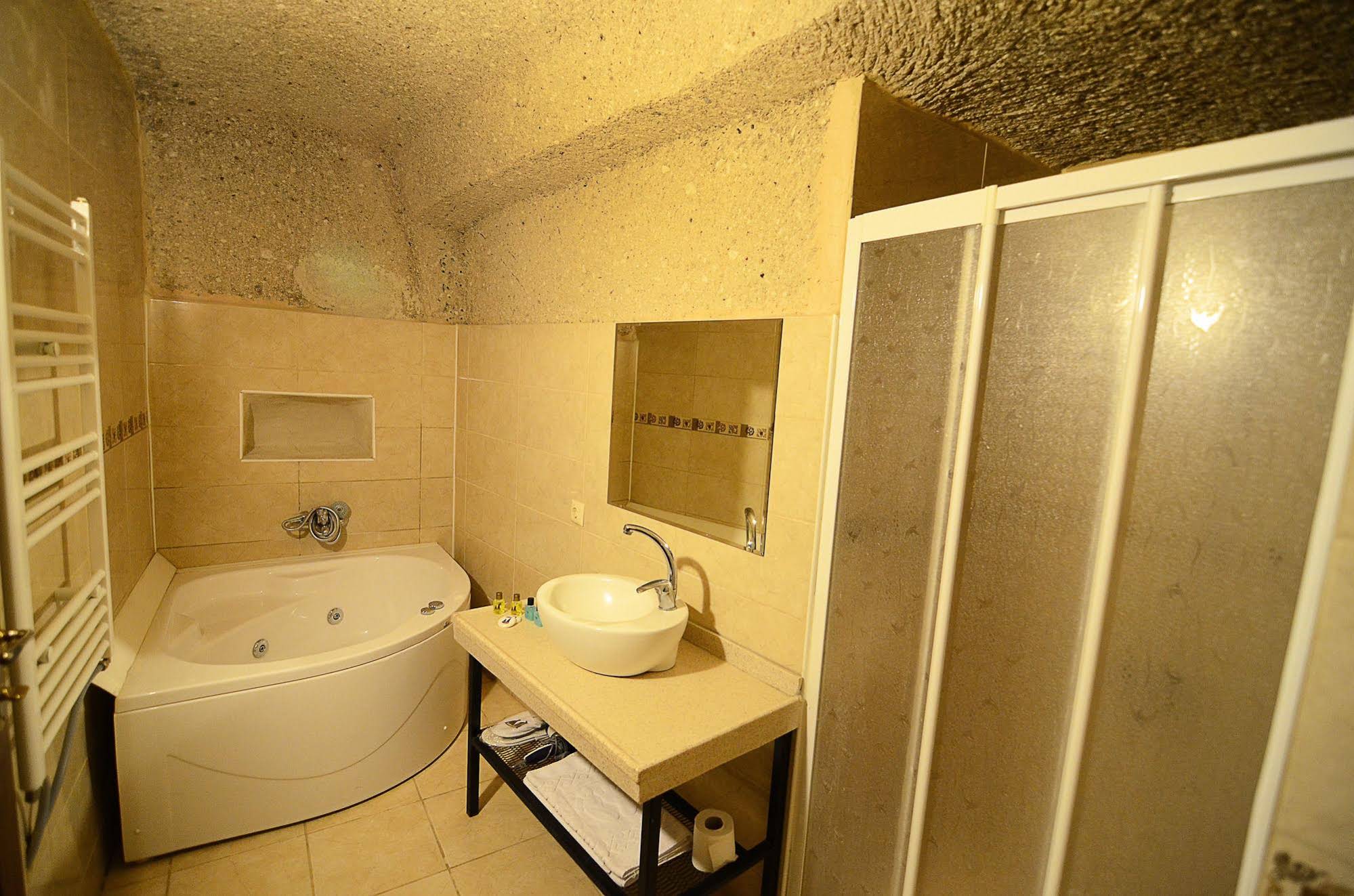 Gedik Cave Hotel