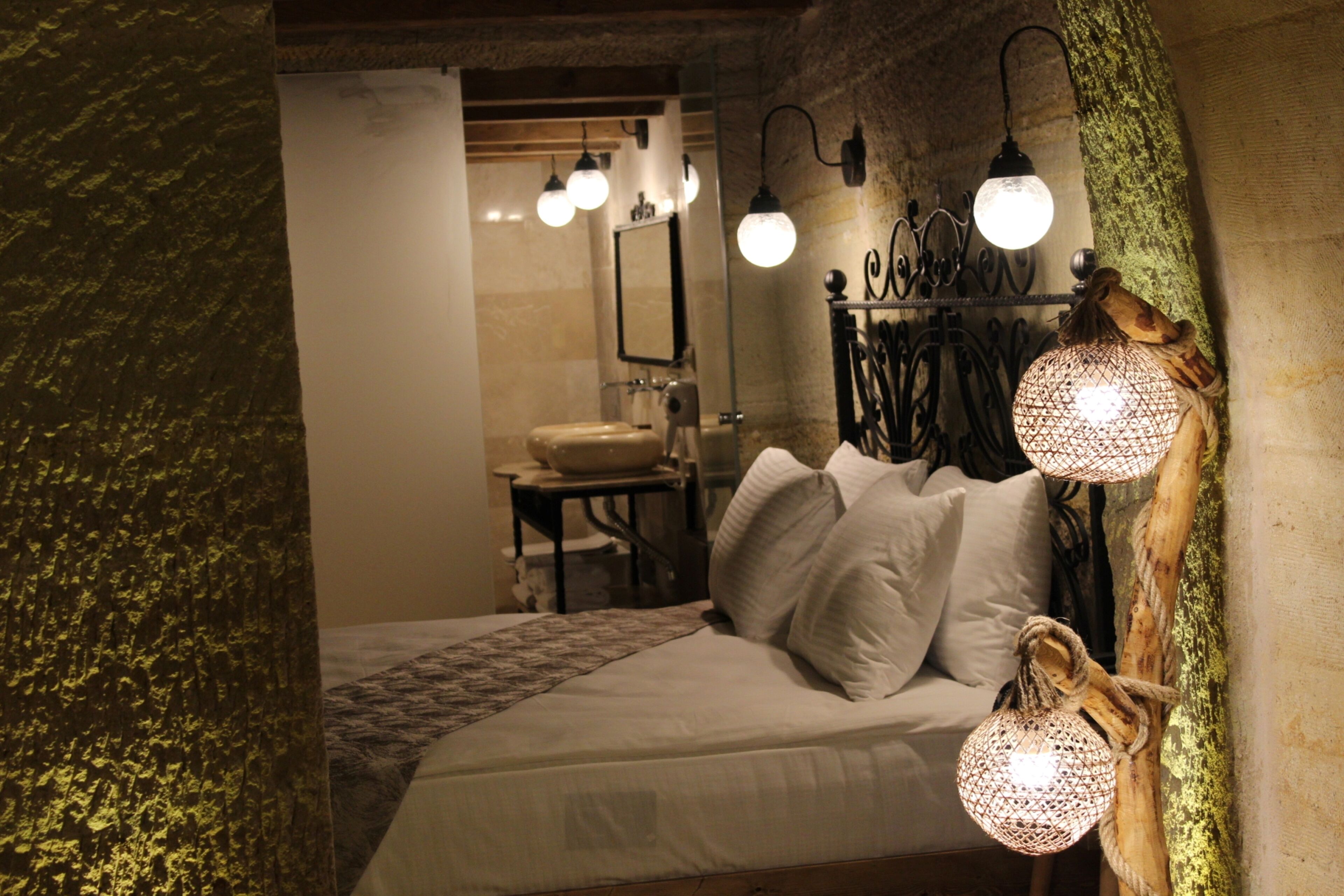 Kayra cave suites