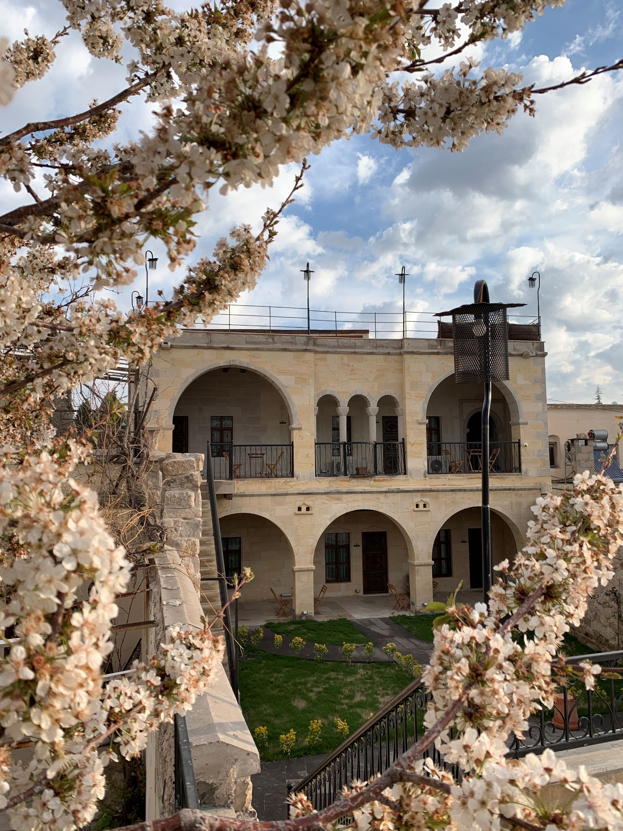 Kayra cave suites
