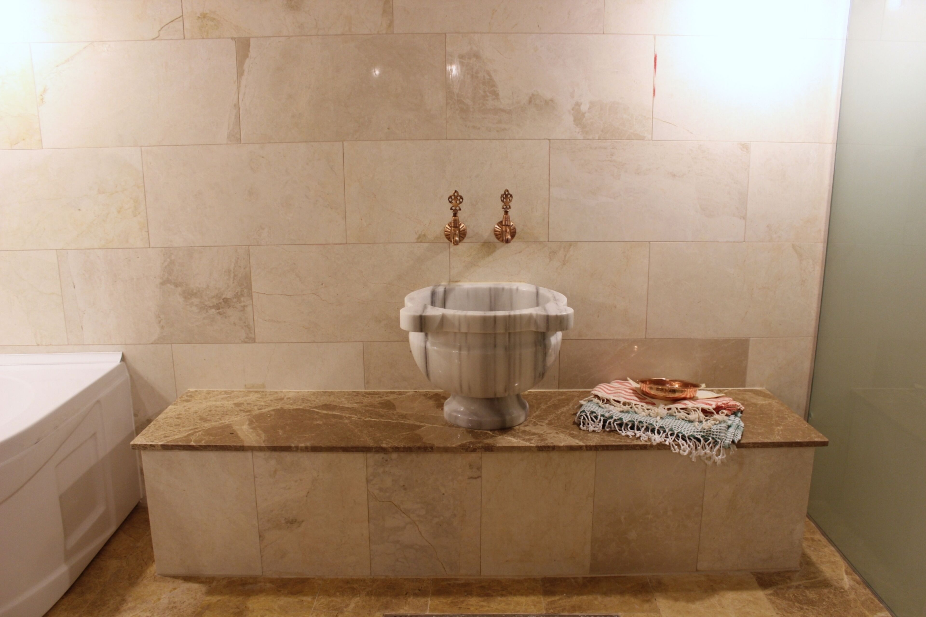 Kayra cave suites