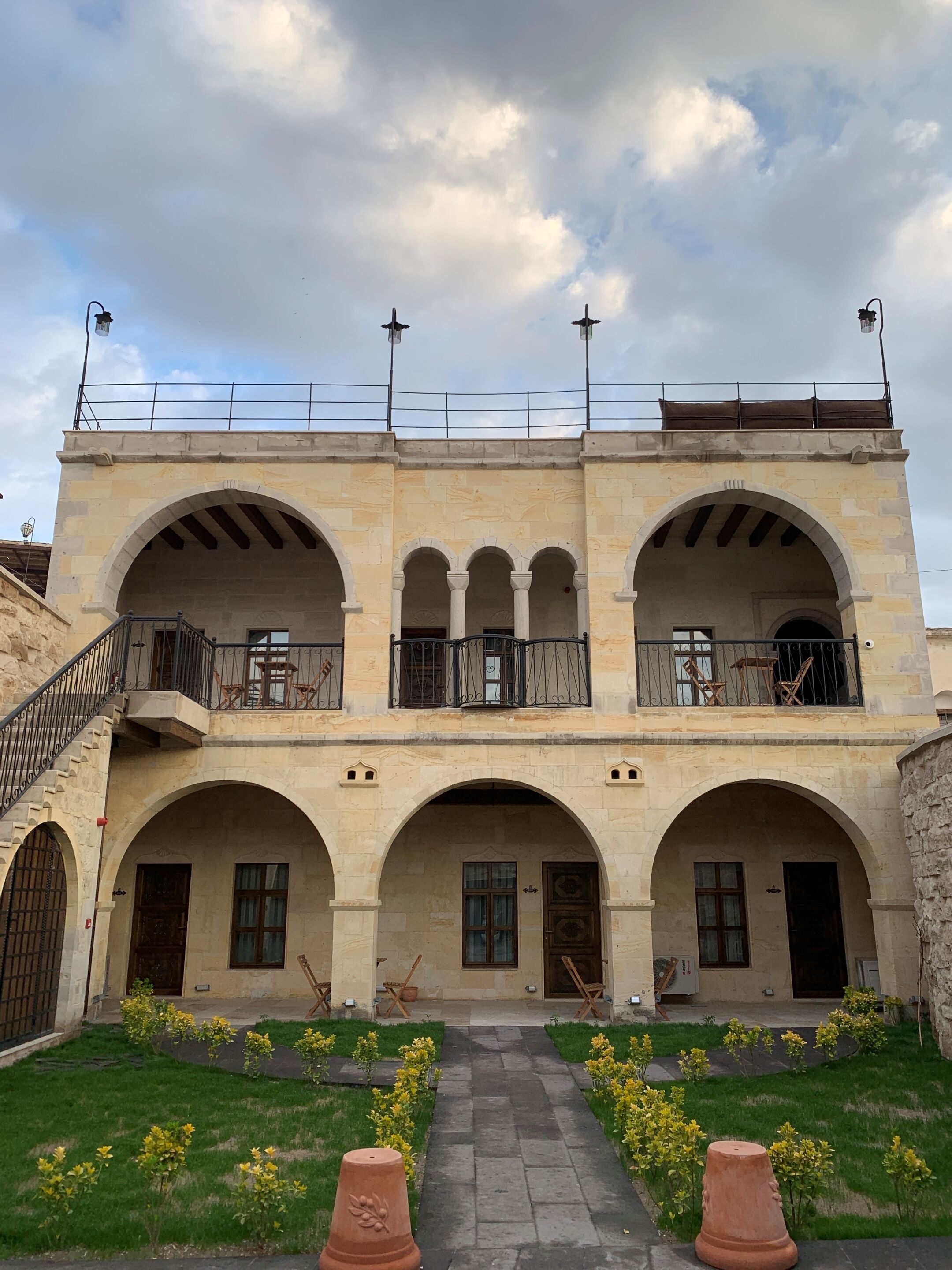 Kayra cave suites