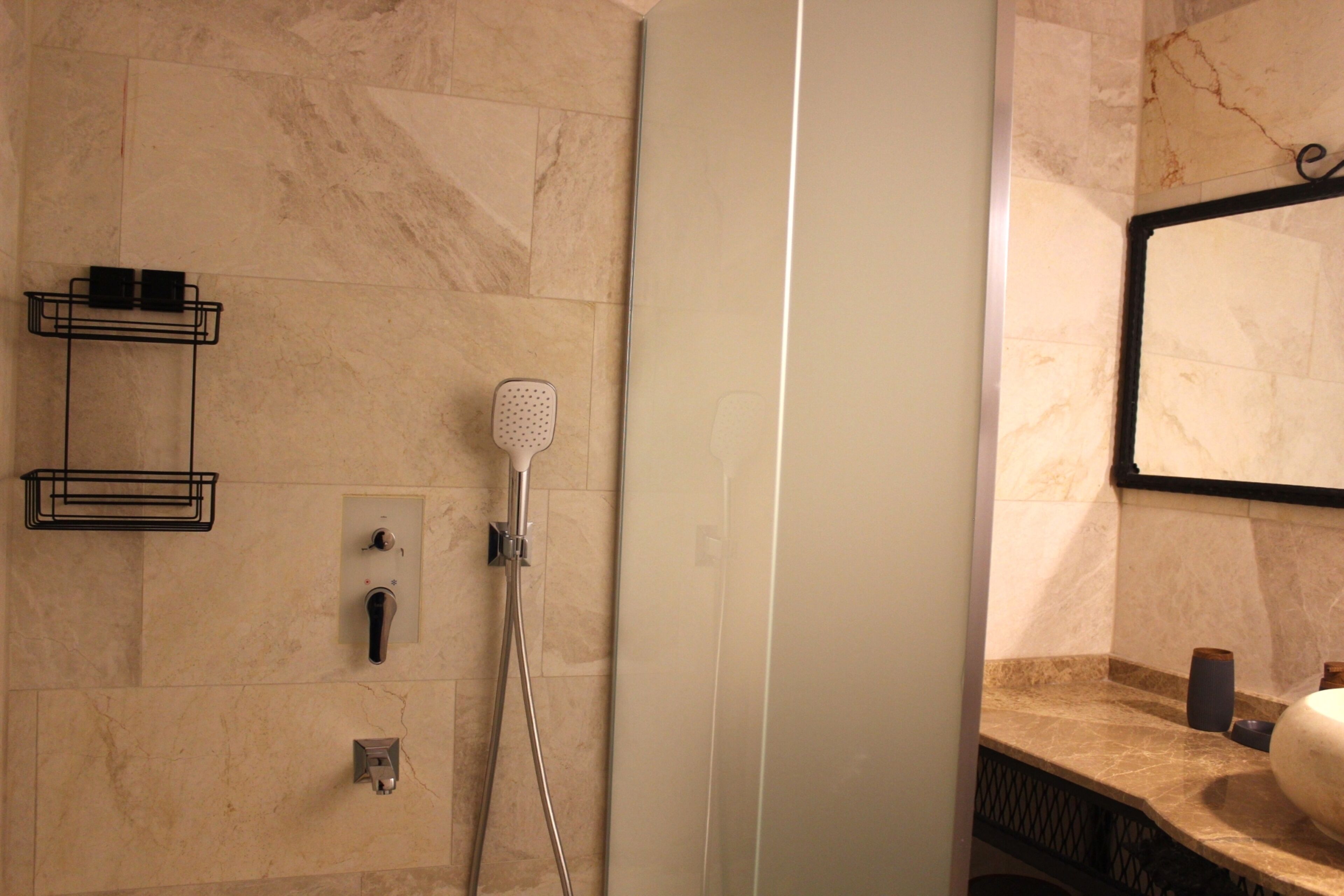 Kayra cave suites
