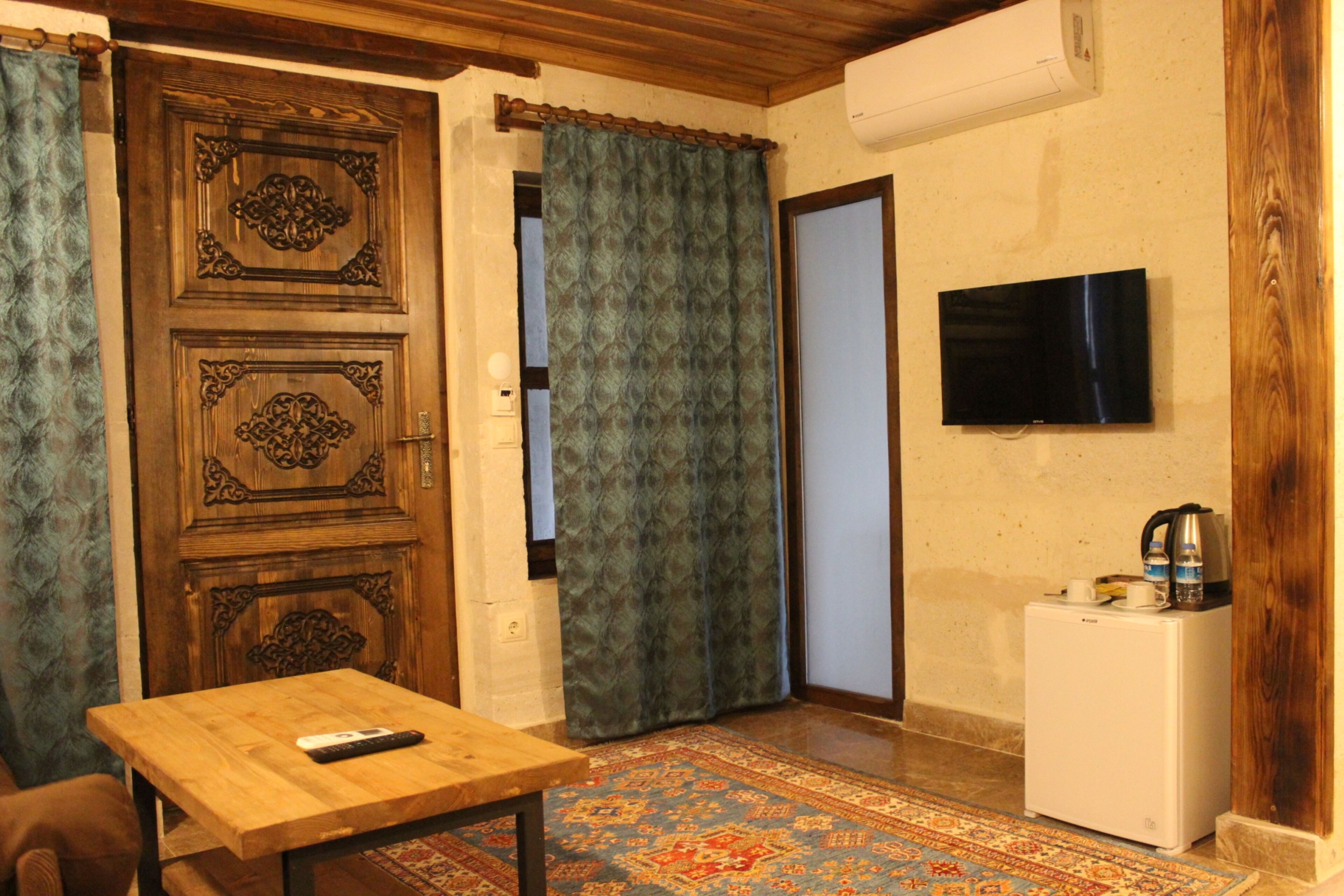 Kayra cave suites