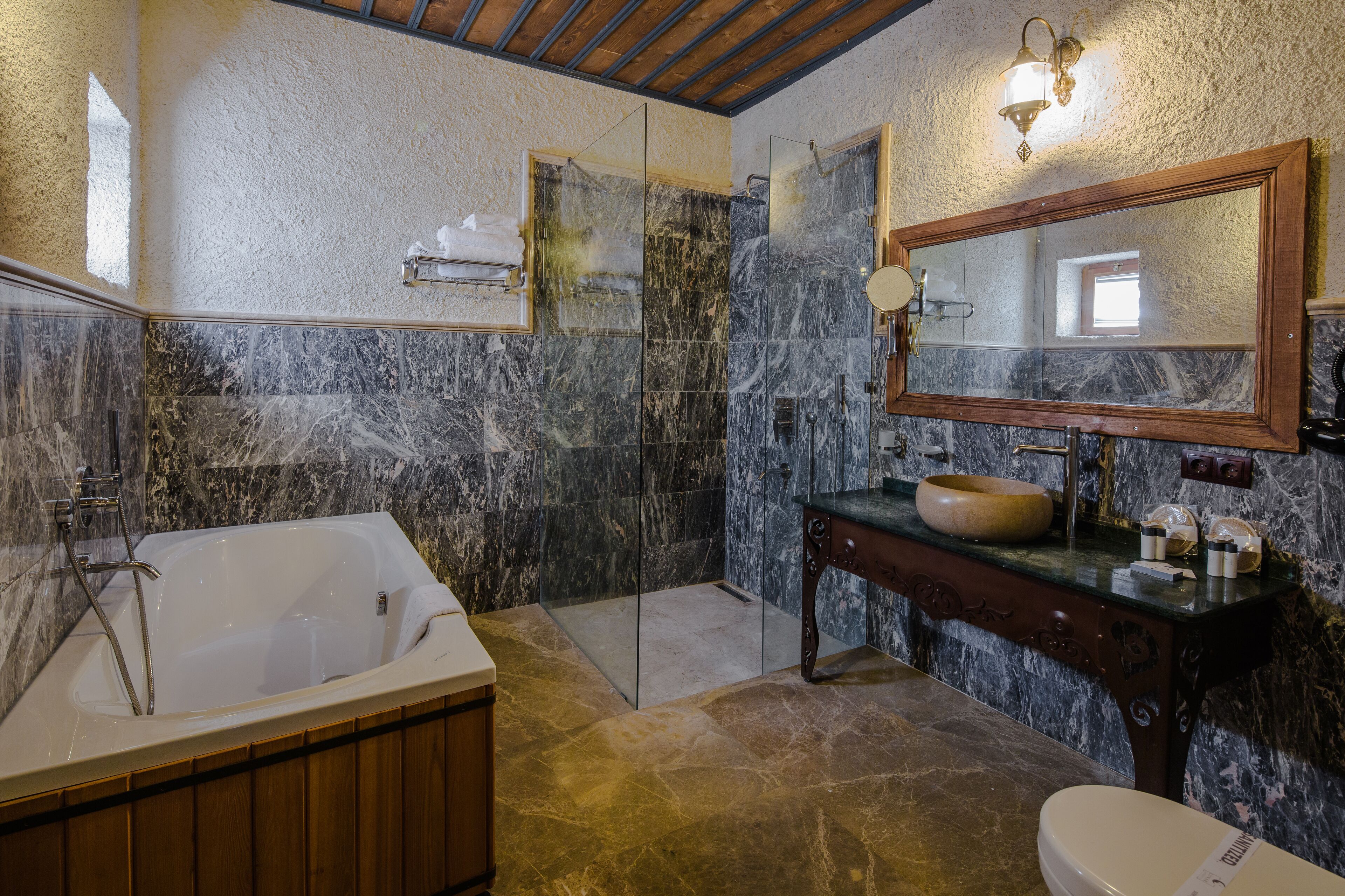 Lunar Cappadocia Hotel