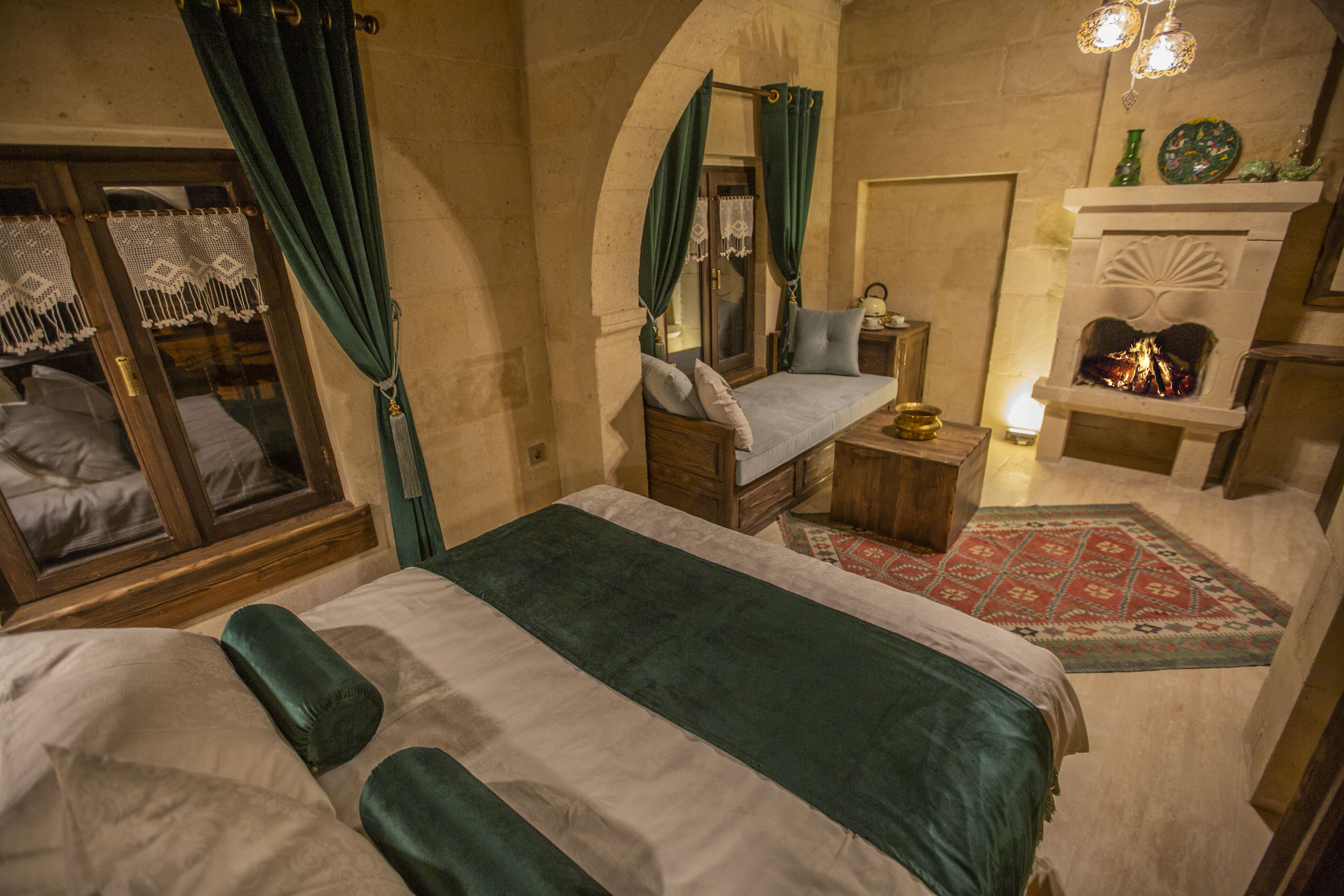 Maks Cave House