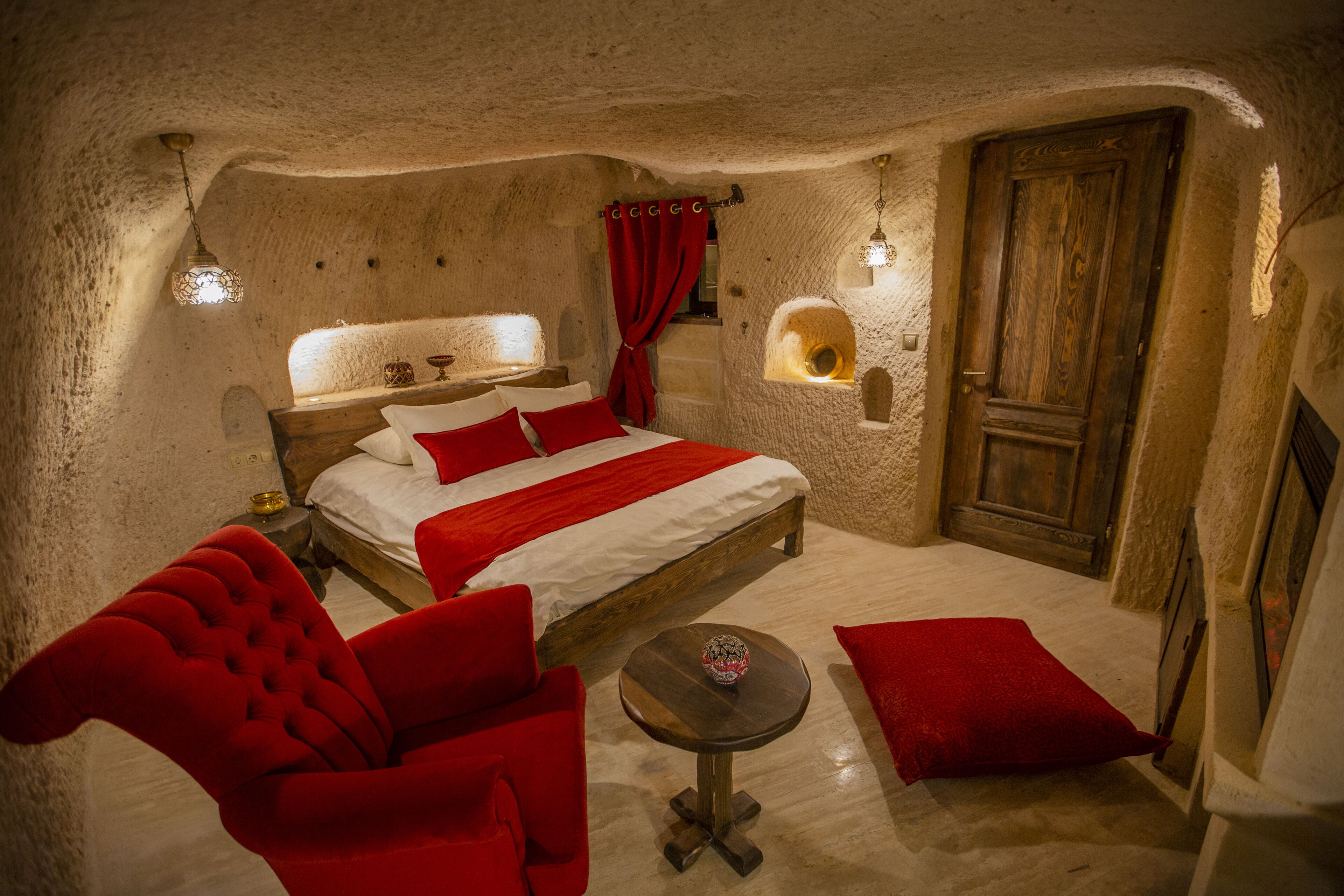 Maks Cave House