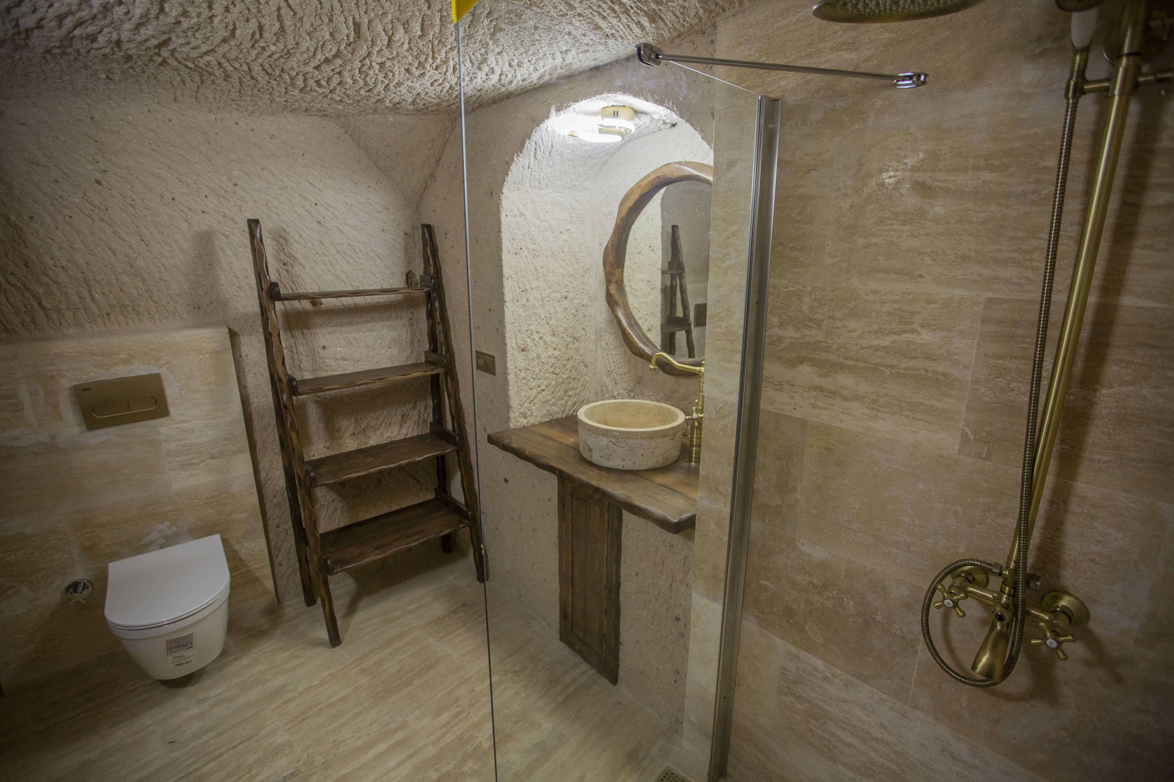 Maks Cave House