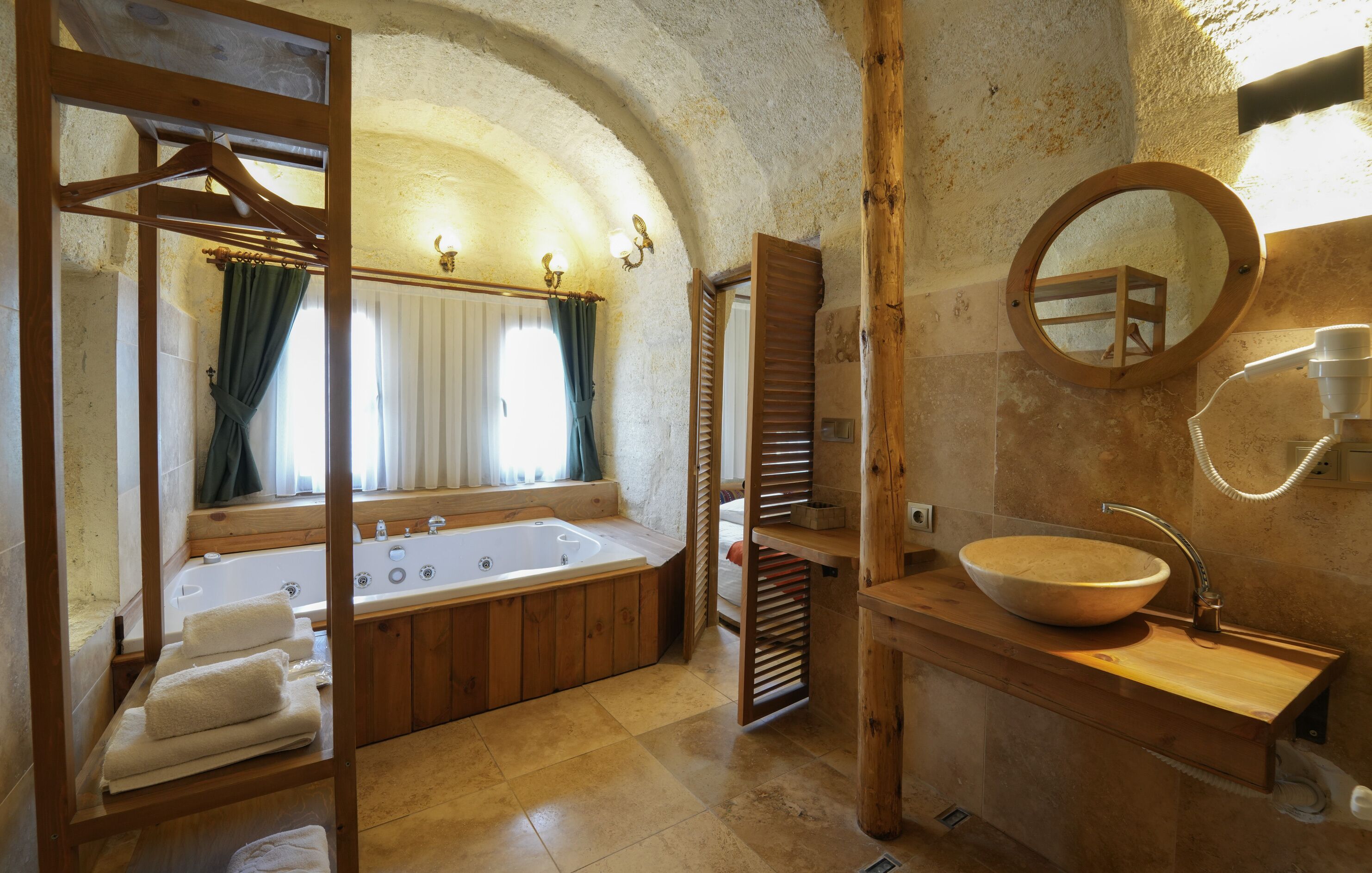 Matiana View Cave Hotel