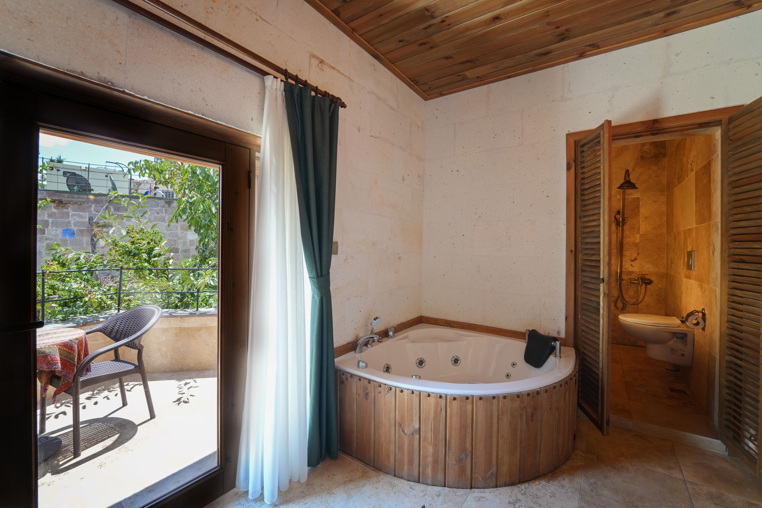 Matiana View Cave Hotel