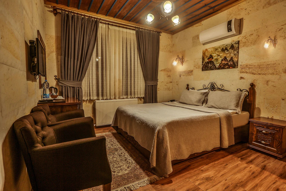 Milat Cave Hotel