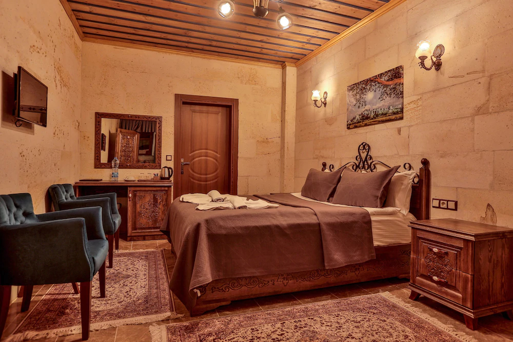 Milat Cave Hotel