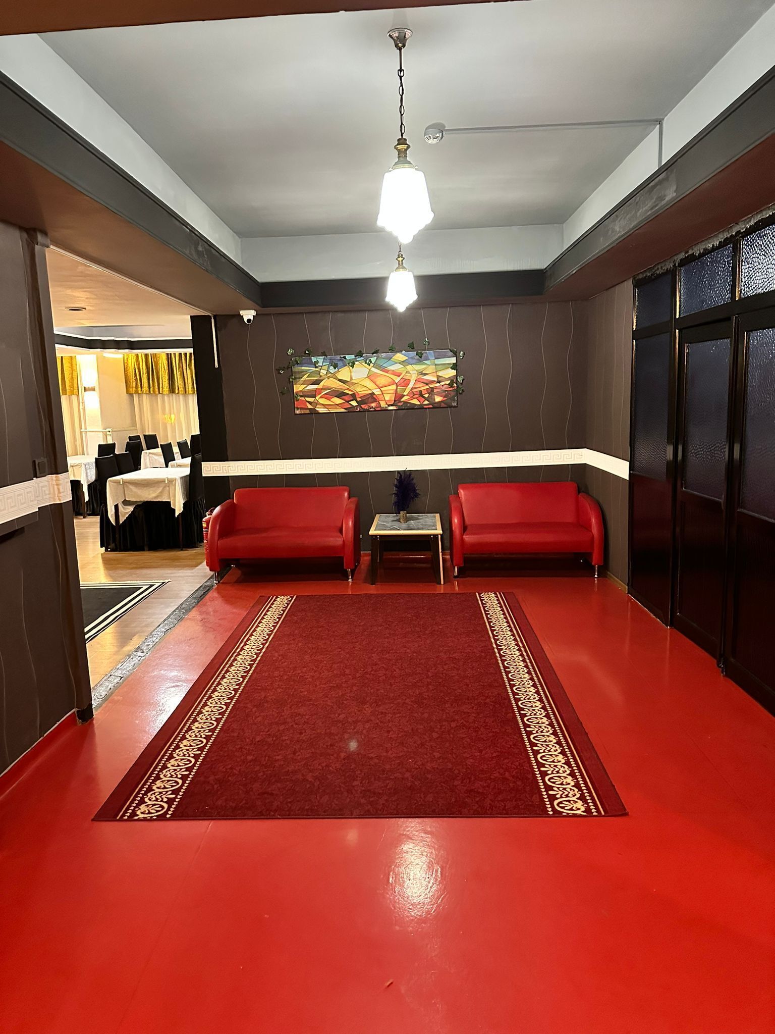 Nigrum Otel