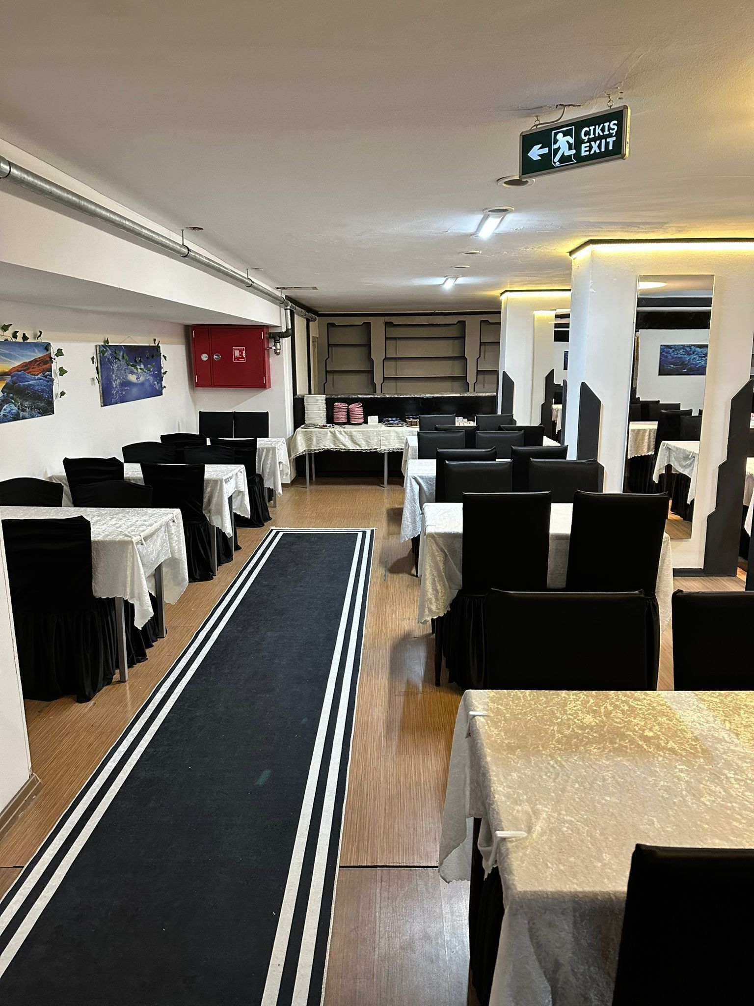 Nigrum Otel