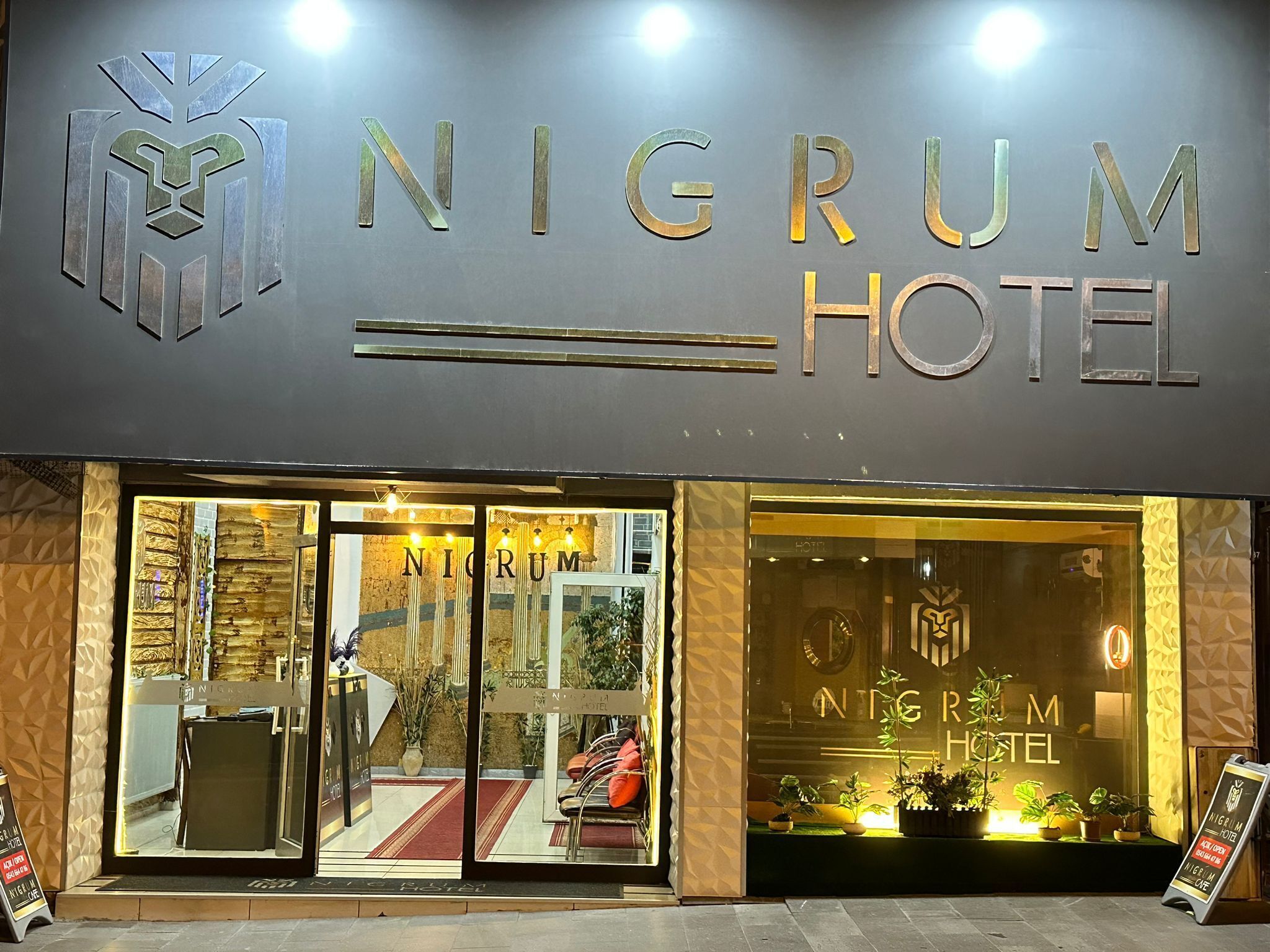 Nigrum Otel